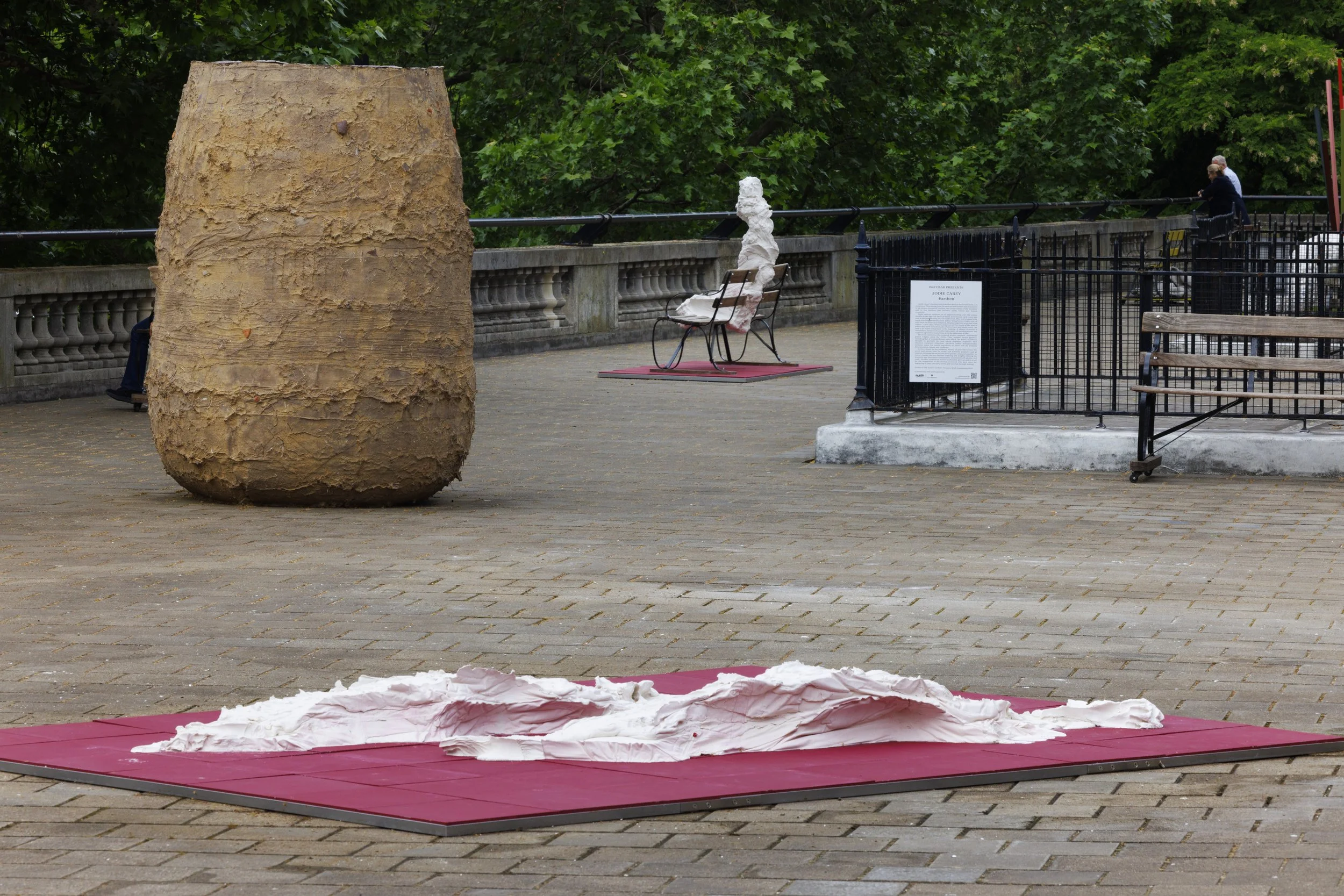 02_FlorencePeake_YMNYM_theCOLABTheArtistsGarden2026_Z4A6339.JPG