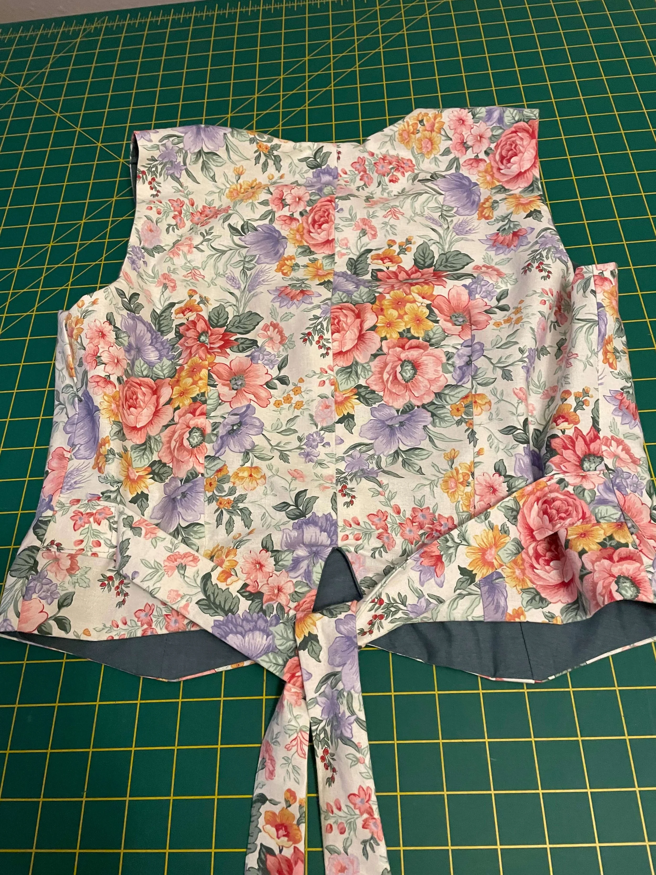 Back of fitted waistcoat.jpeg