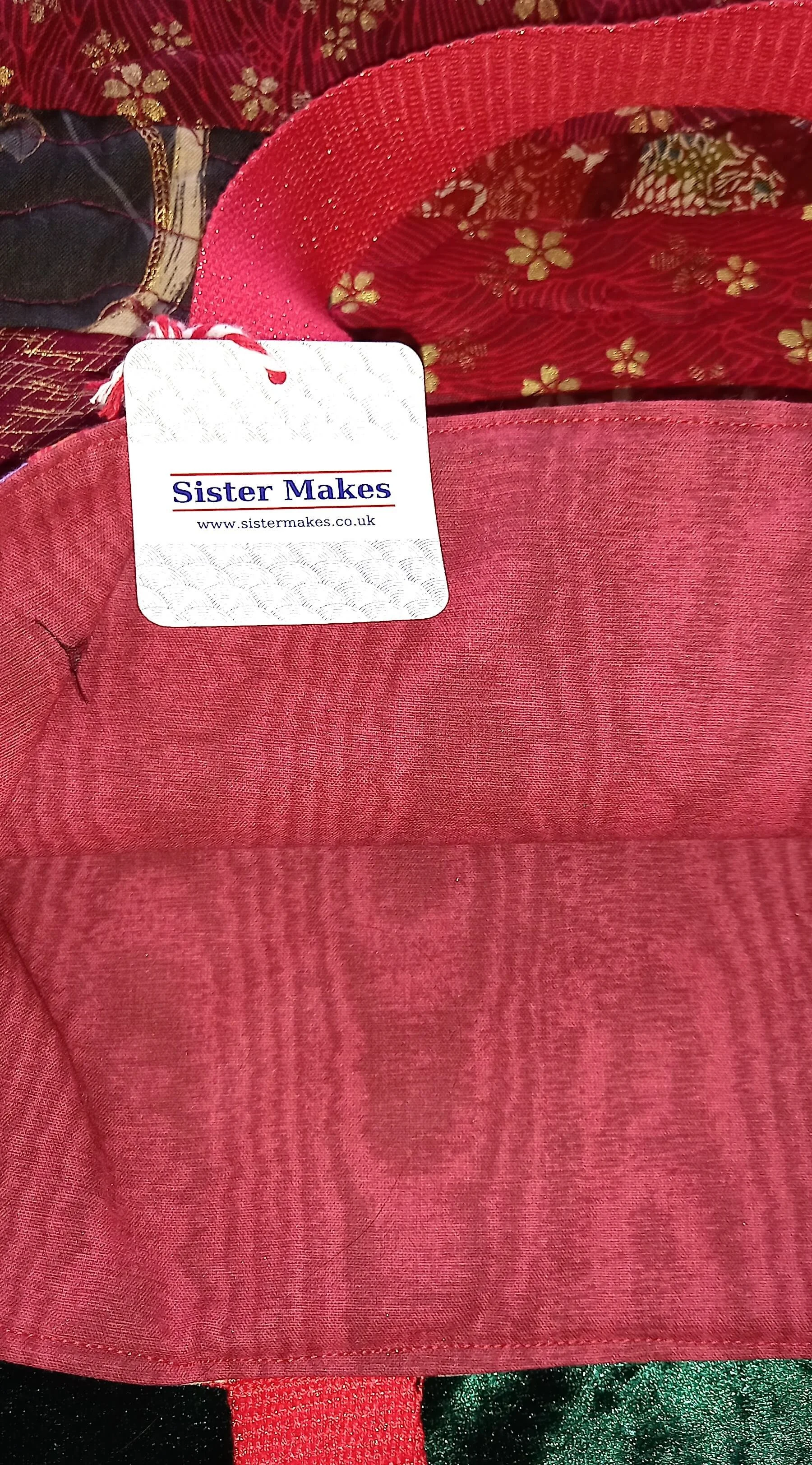 tb14 tote bag japan patchwork red close up lining.jpg