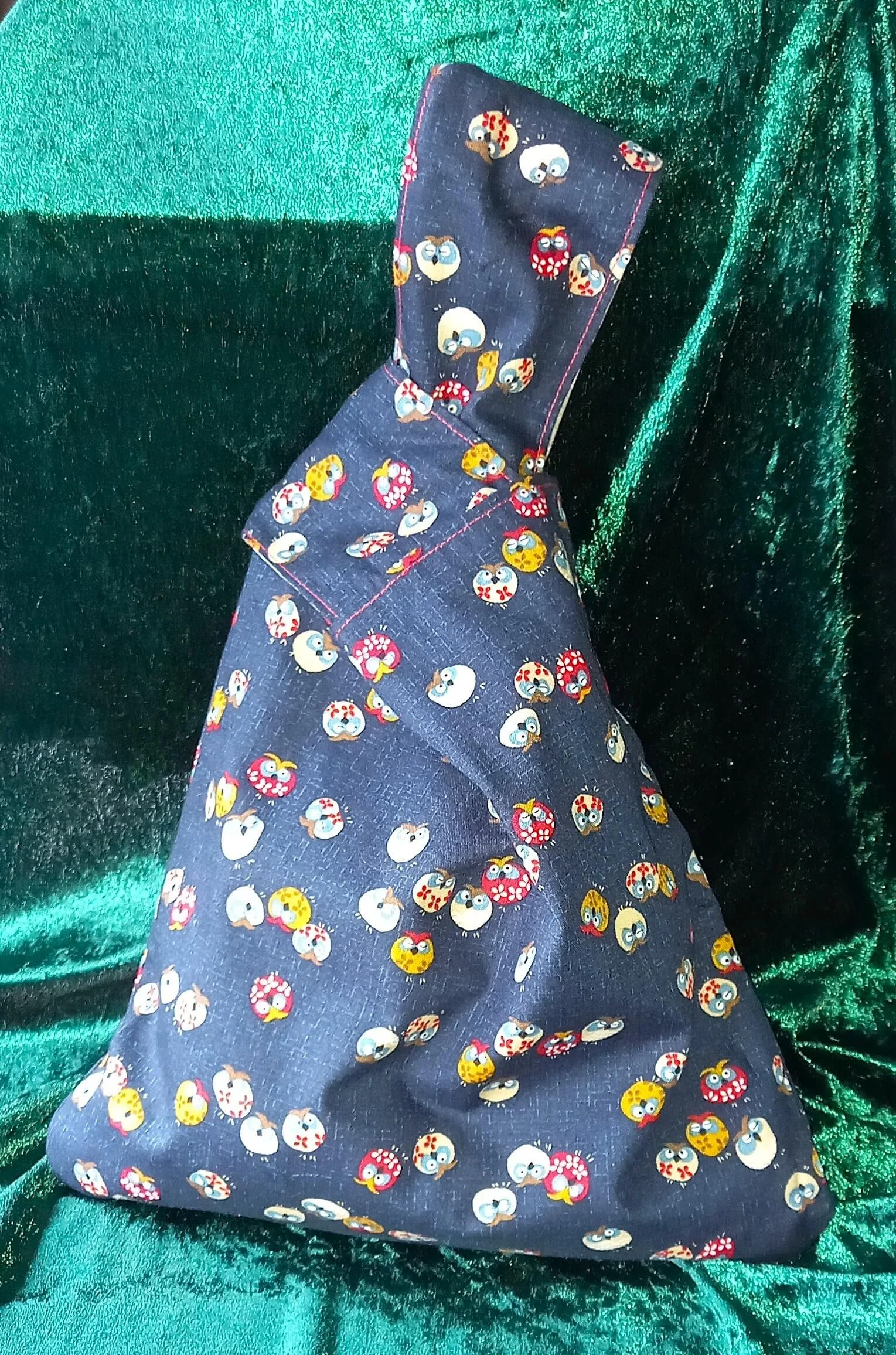 kb113 knot bag cats in ties owls 3.jpg