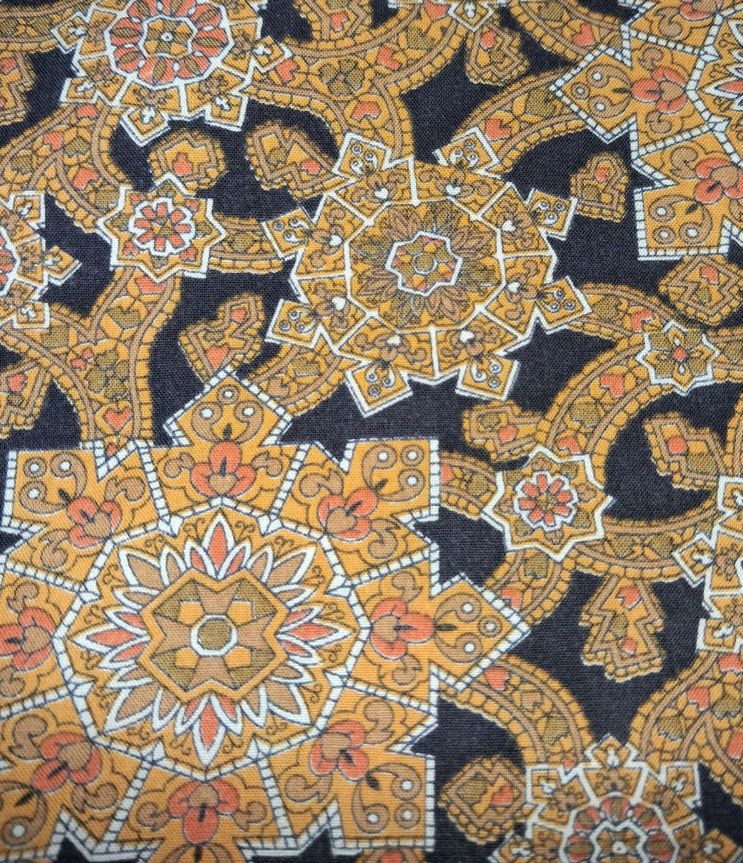 kb140 knot bag black labels tiles close up 1.jpg