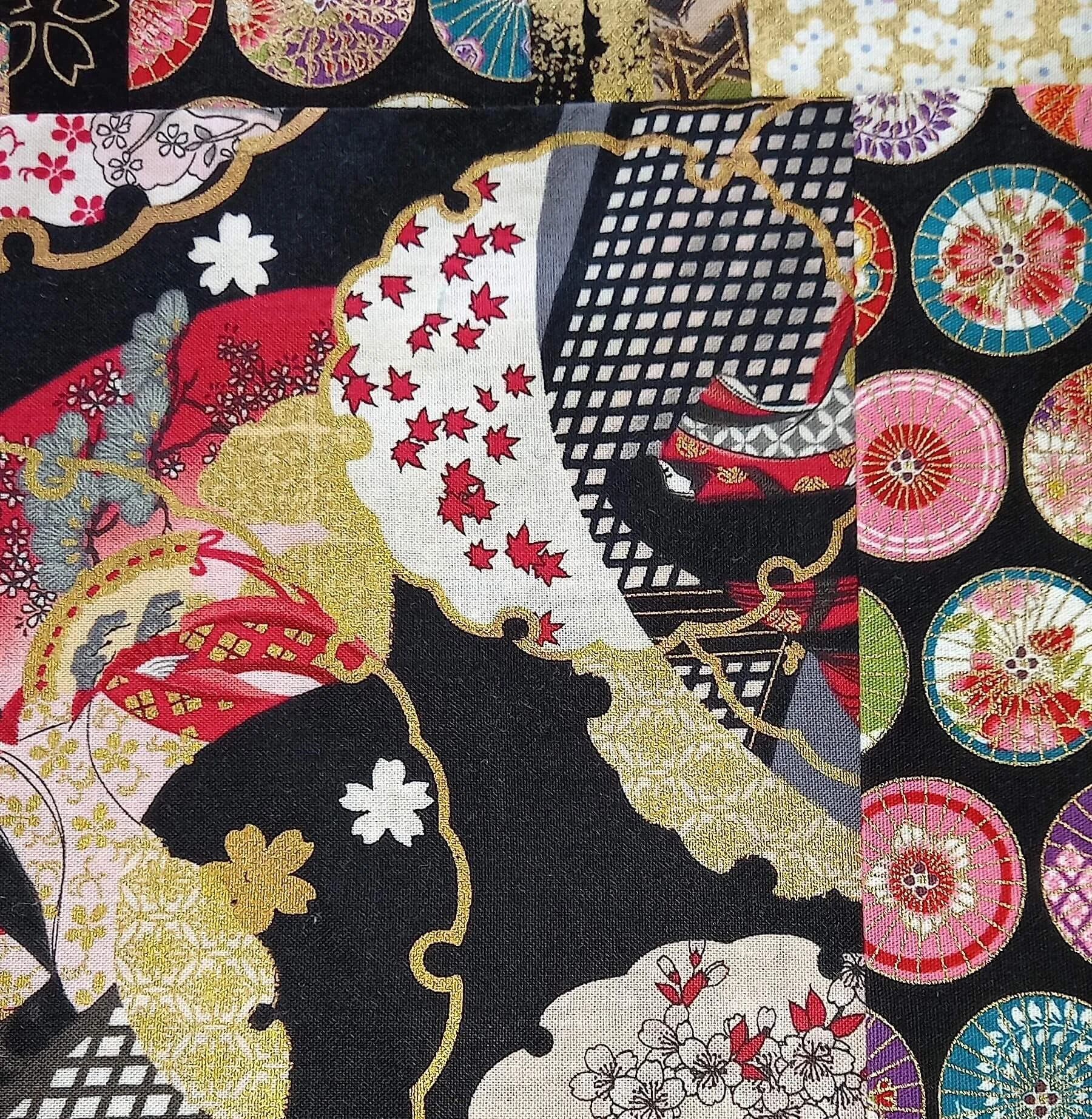 kb159 knot bag black patch gold square close up.jpg