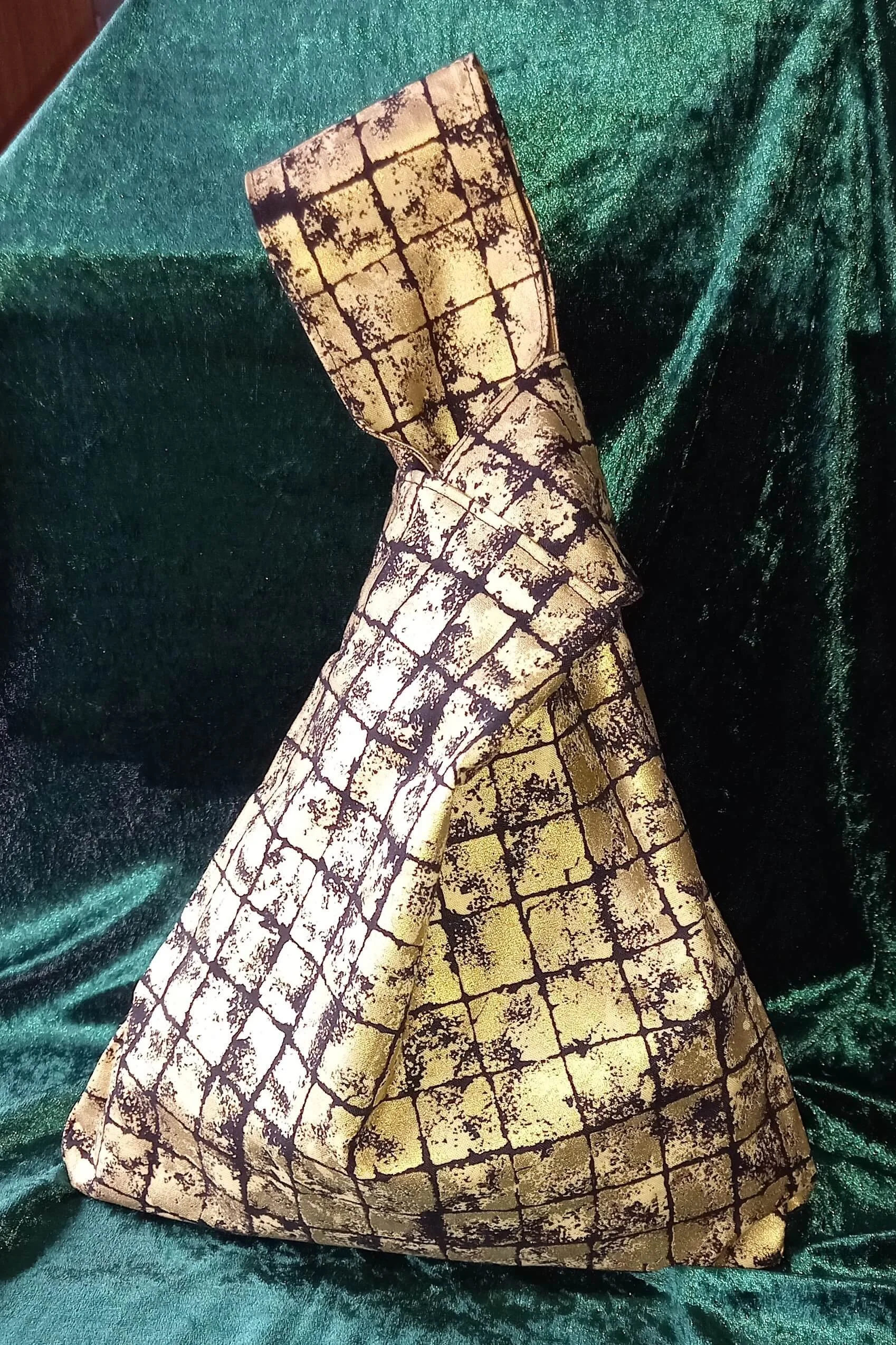 kb159 knot bag black patch gold square 2.jpg