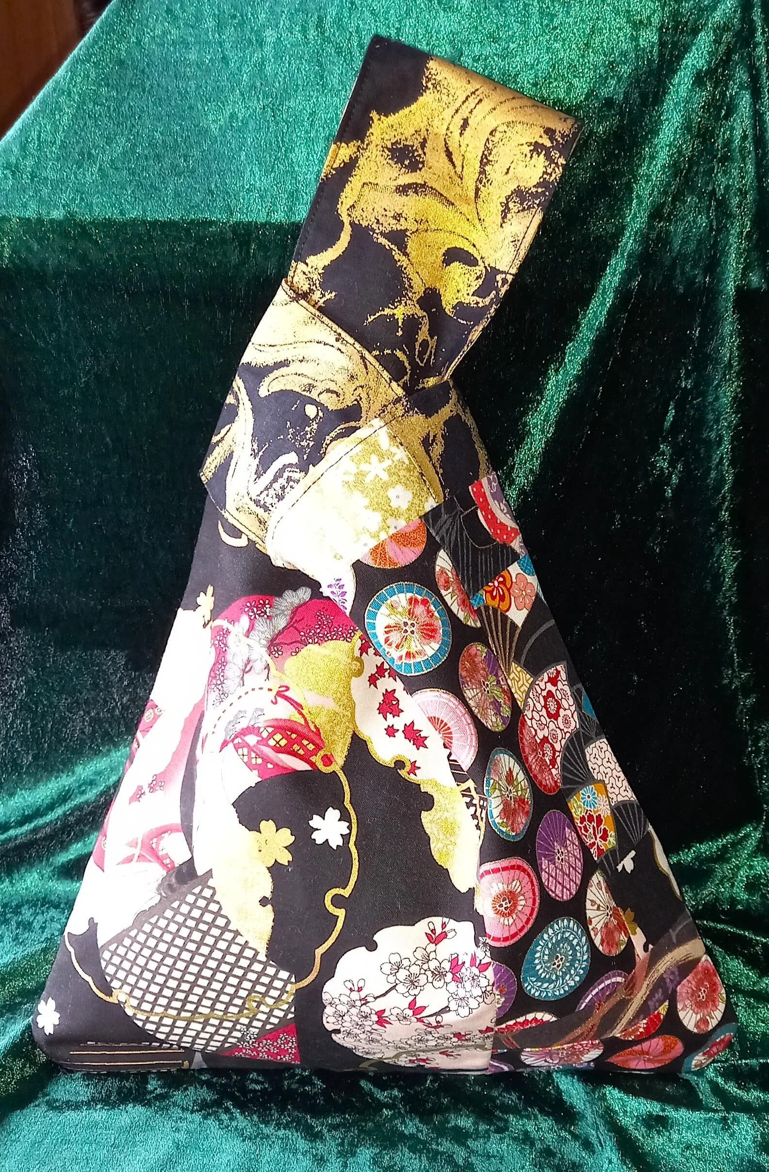 kb159 knot bag black patch gold square 1.jpg