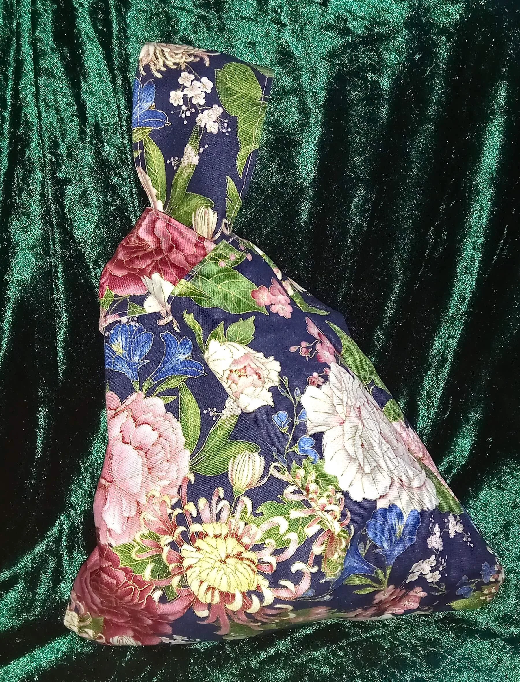 kb175 knot bag japanese cream navy floral 2.jpg