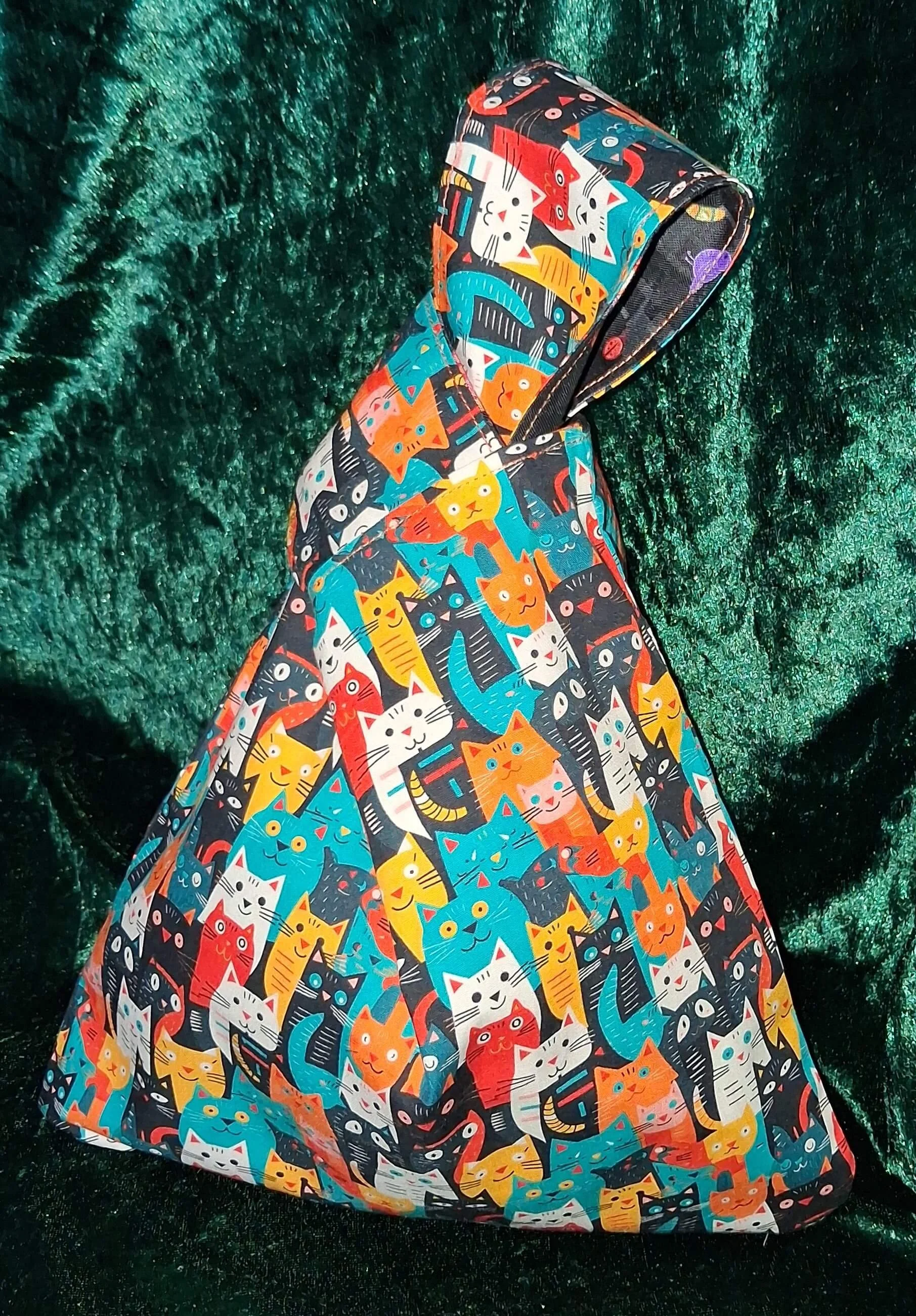 kb193 knot bag bright cats.jpg