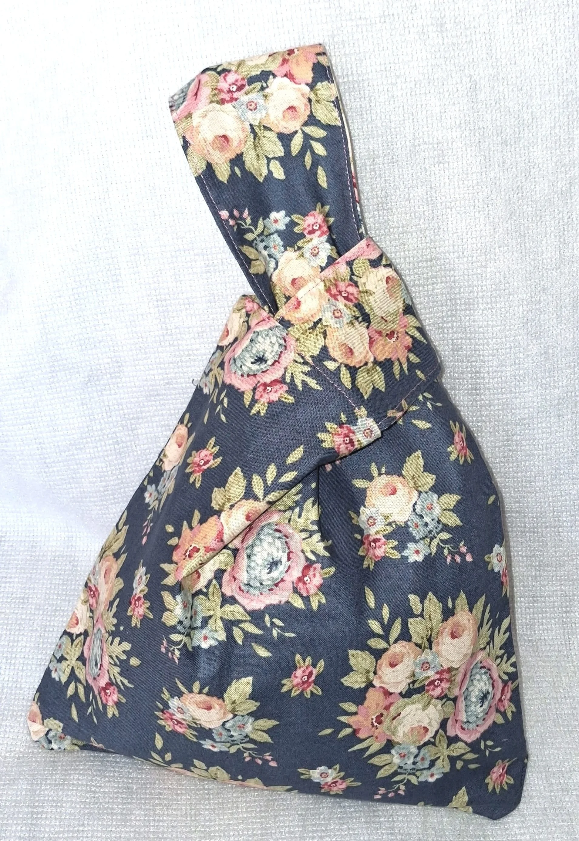 KB205+Knot+Bag+Tilda+Floral+.jpg