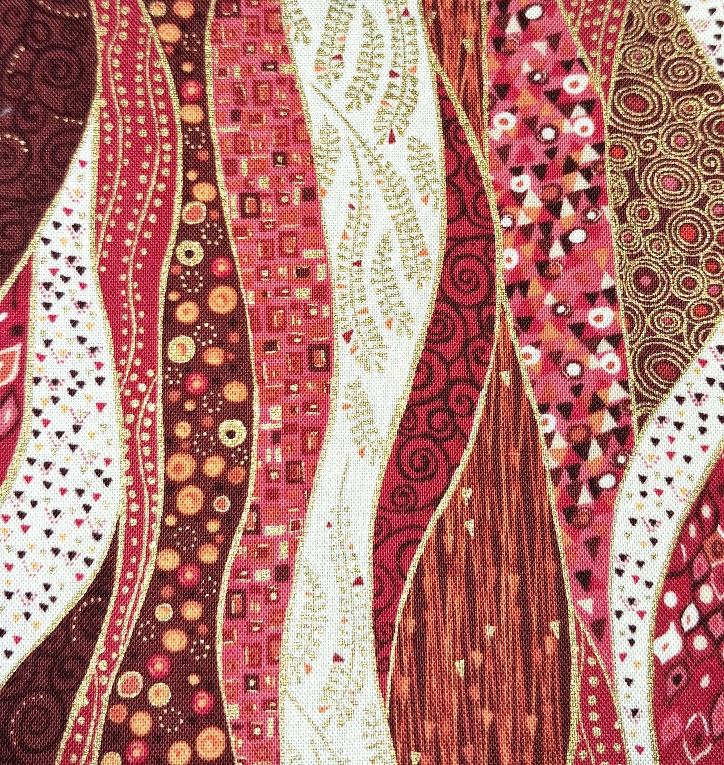 KB201 Knot Bag Klimt Red Cream Close Up 1.jpg