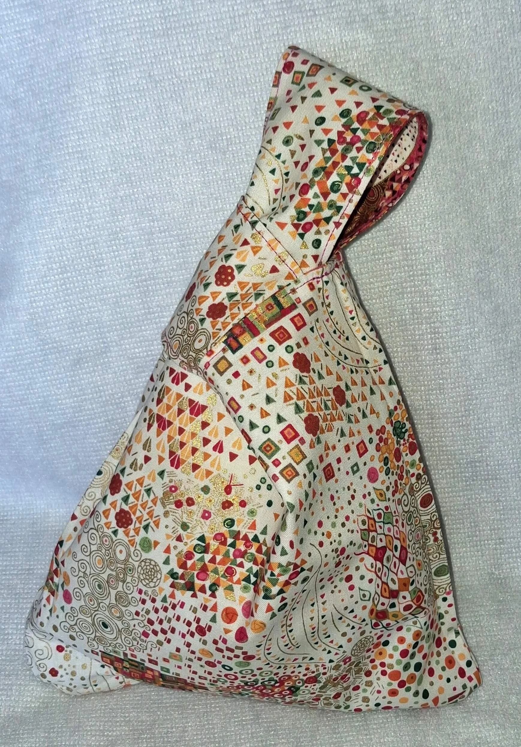 KB201 Knot Bag Klimt Red Cream 2.jpg