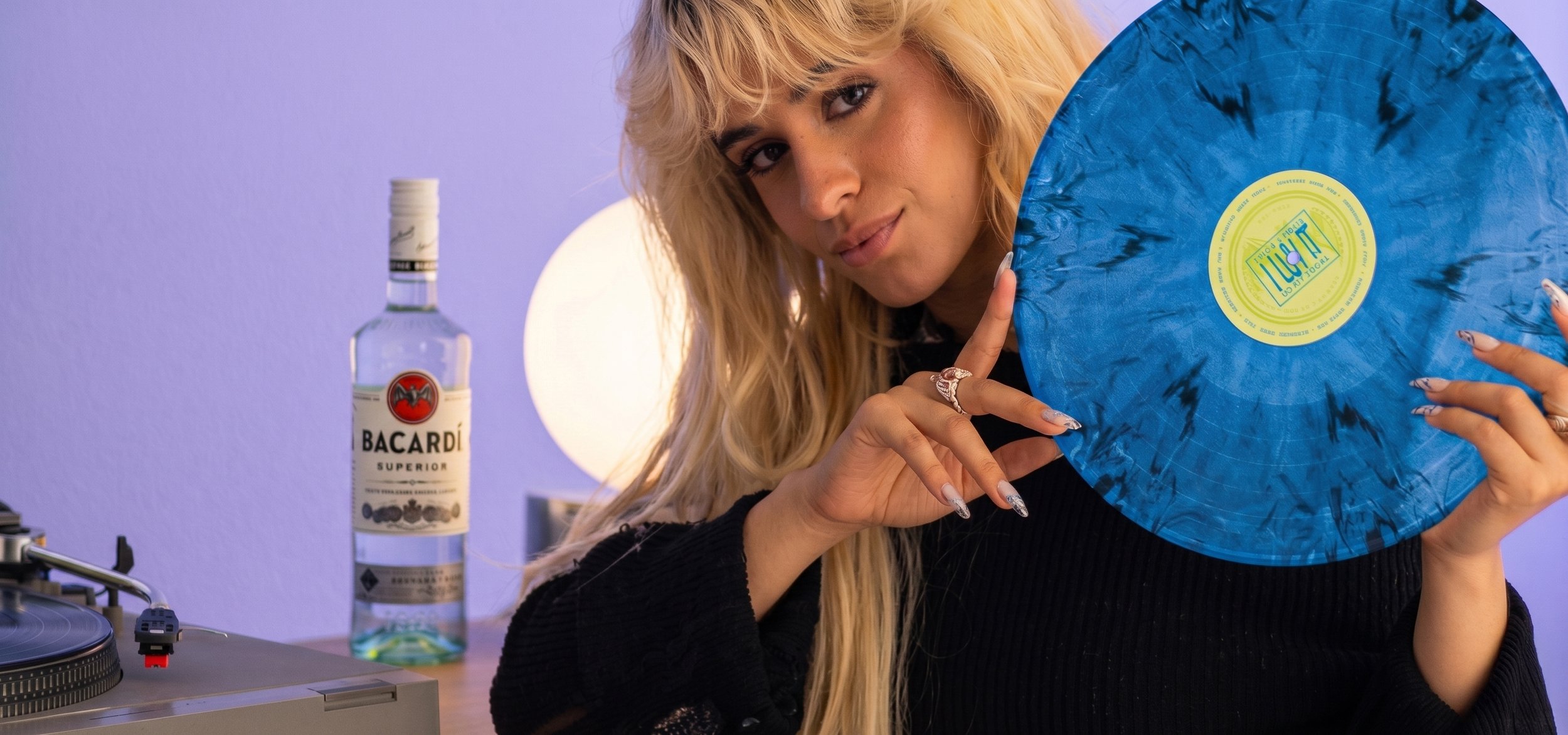 12_camila_vinil.jpg