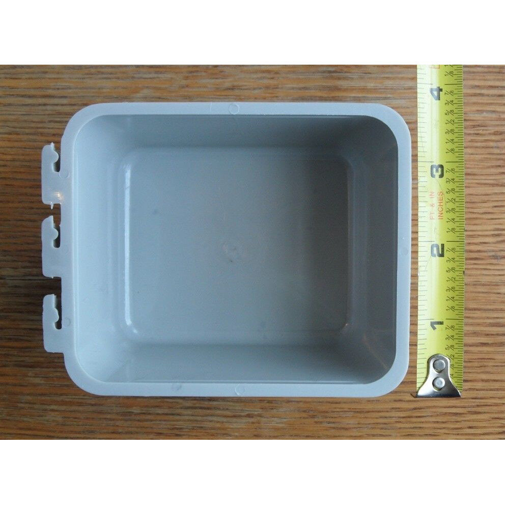 Square 1.2 Quart Hanging Cage Cups, Made in the USA