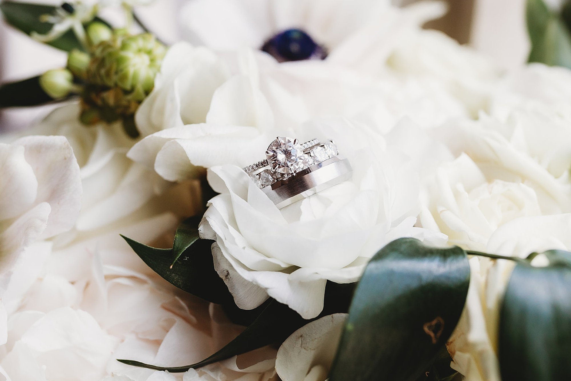 diamond wedding bands in white flowers