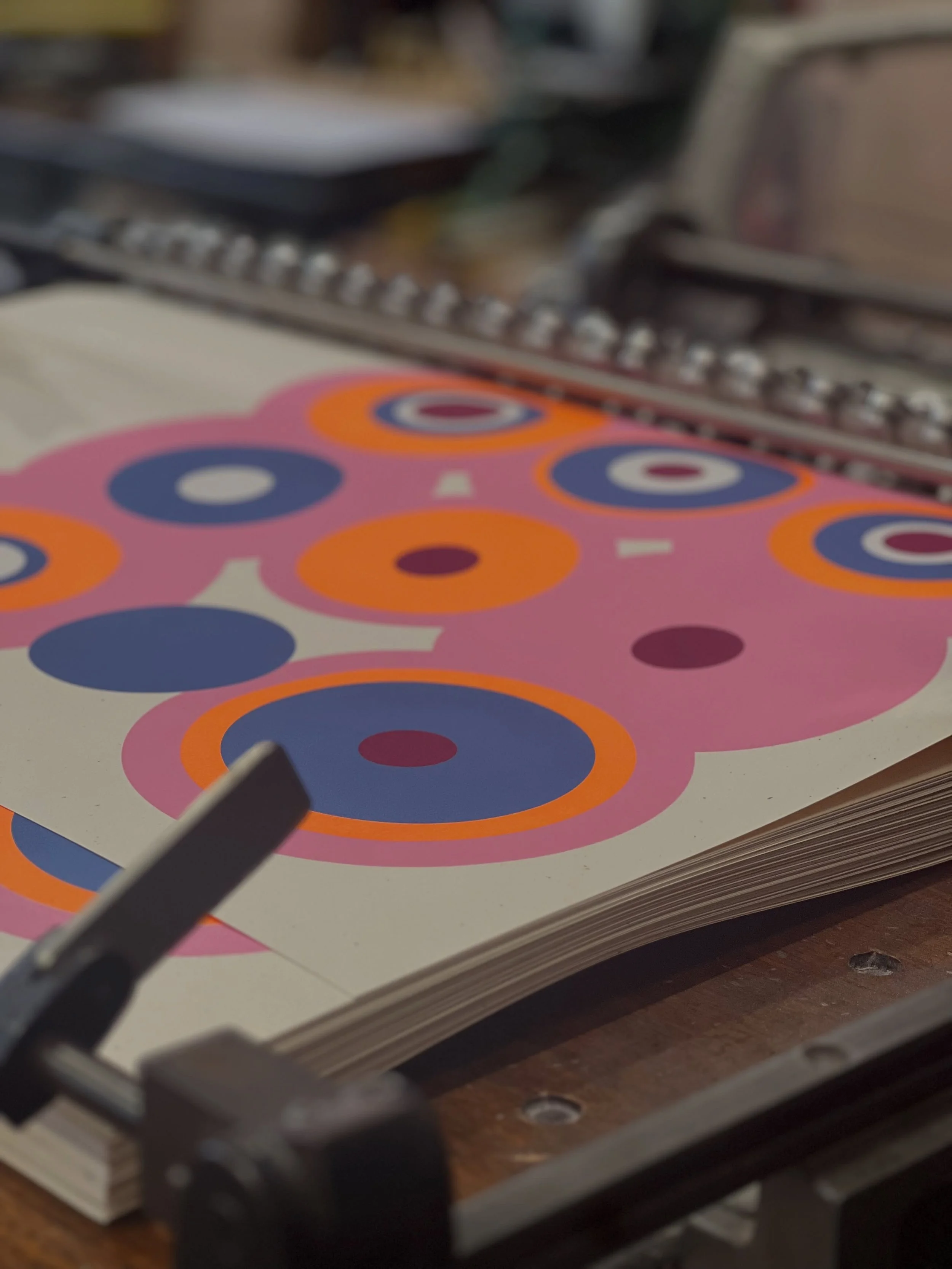 Fluke x TDR&trade; prints are de-bossed and ready to go. 

Head over to their Spotify @fluke_social and have a nosy. 

#impstudiosheffield #flukeband #tdr #screenprint #sheffieldart