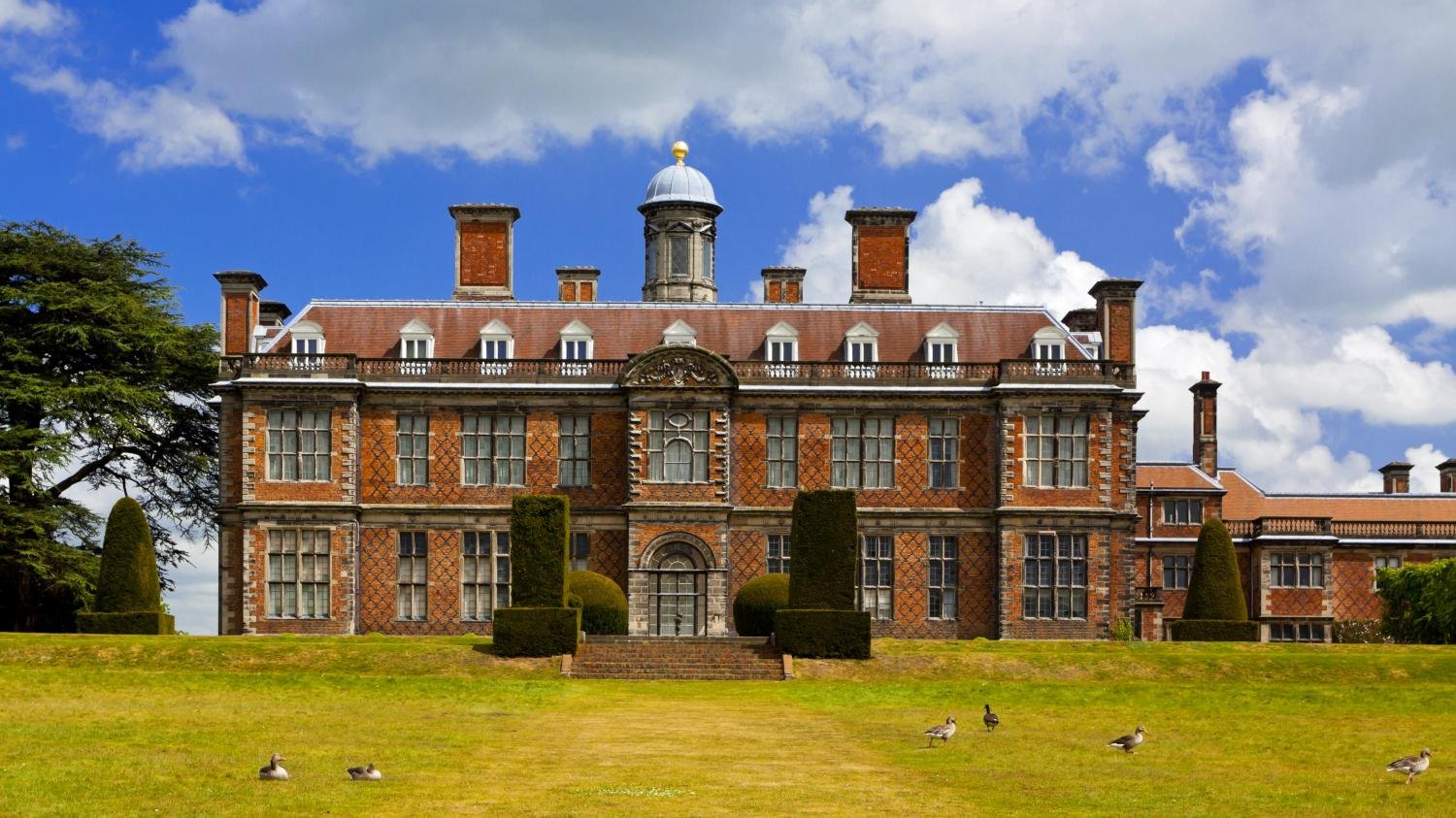 Sudbury Hall turned into ‘theme park’ for children