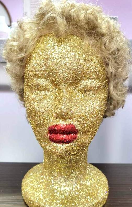wig - amina blonde 4.jpeg