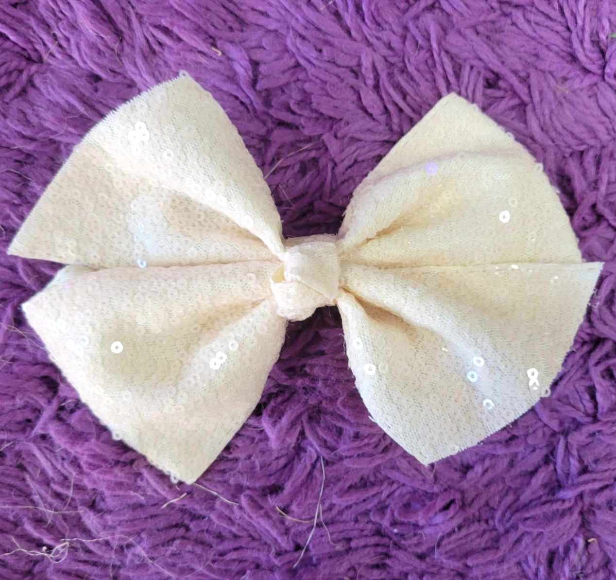 sequin bow - off white 2.jpeg