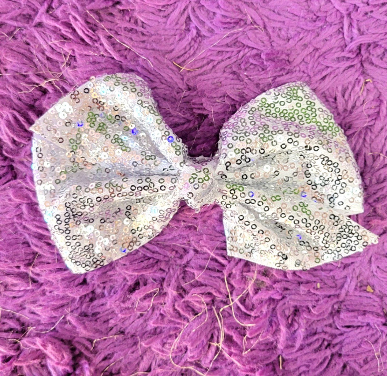 sequin bow - silver.jpeg