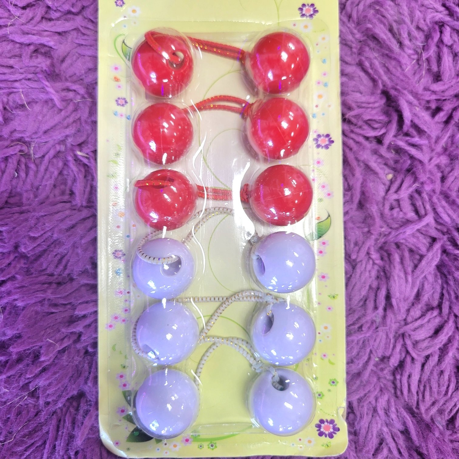 balls - red white.jpeg