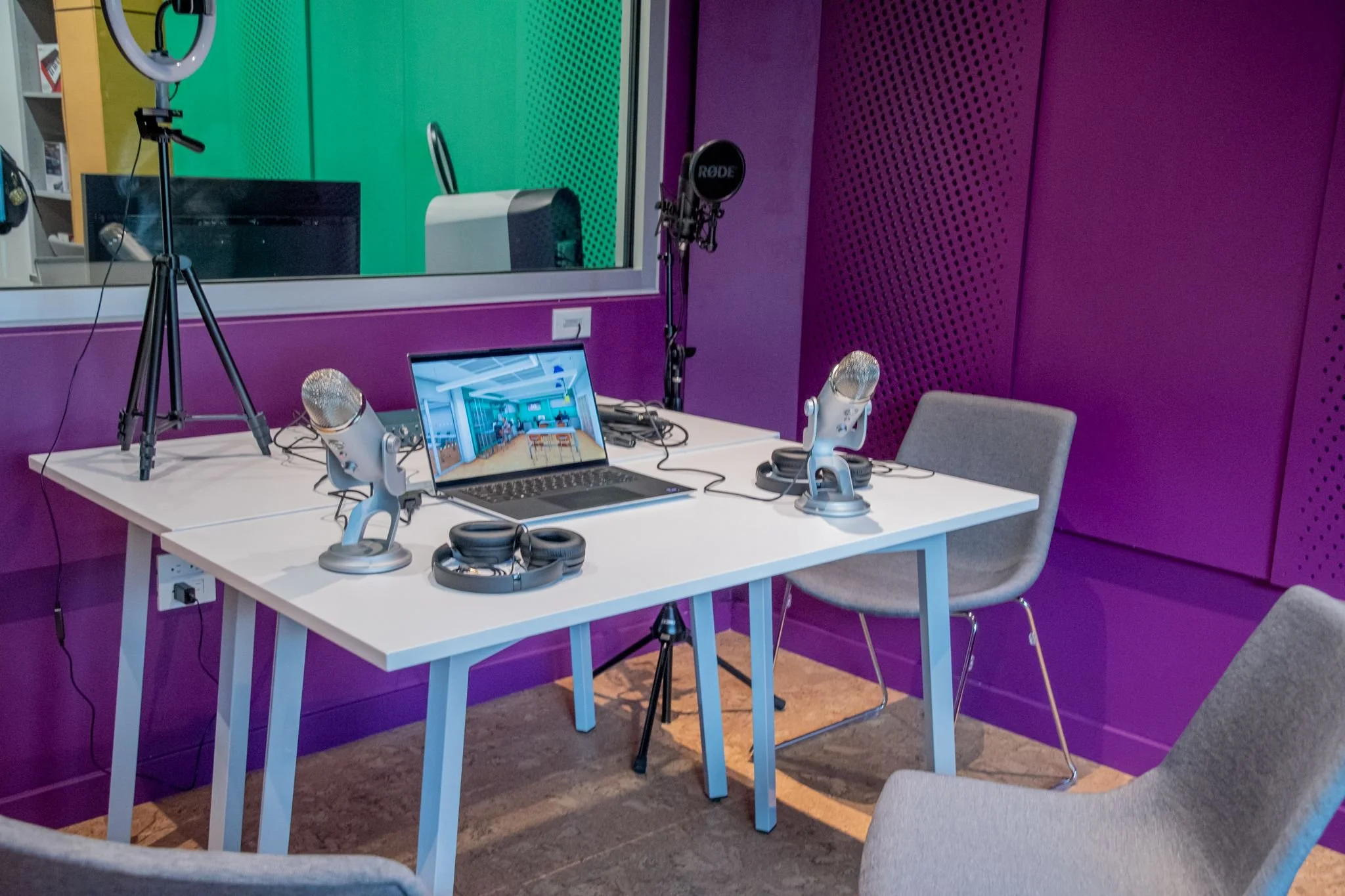 OPB | High-tech learning centers open with goal to bridge Portland’s digital divides