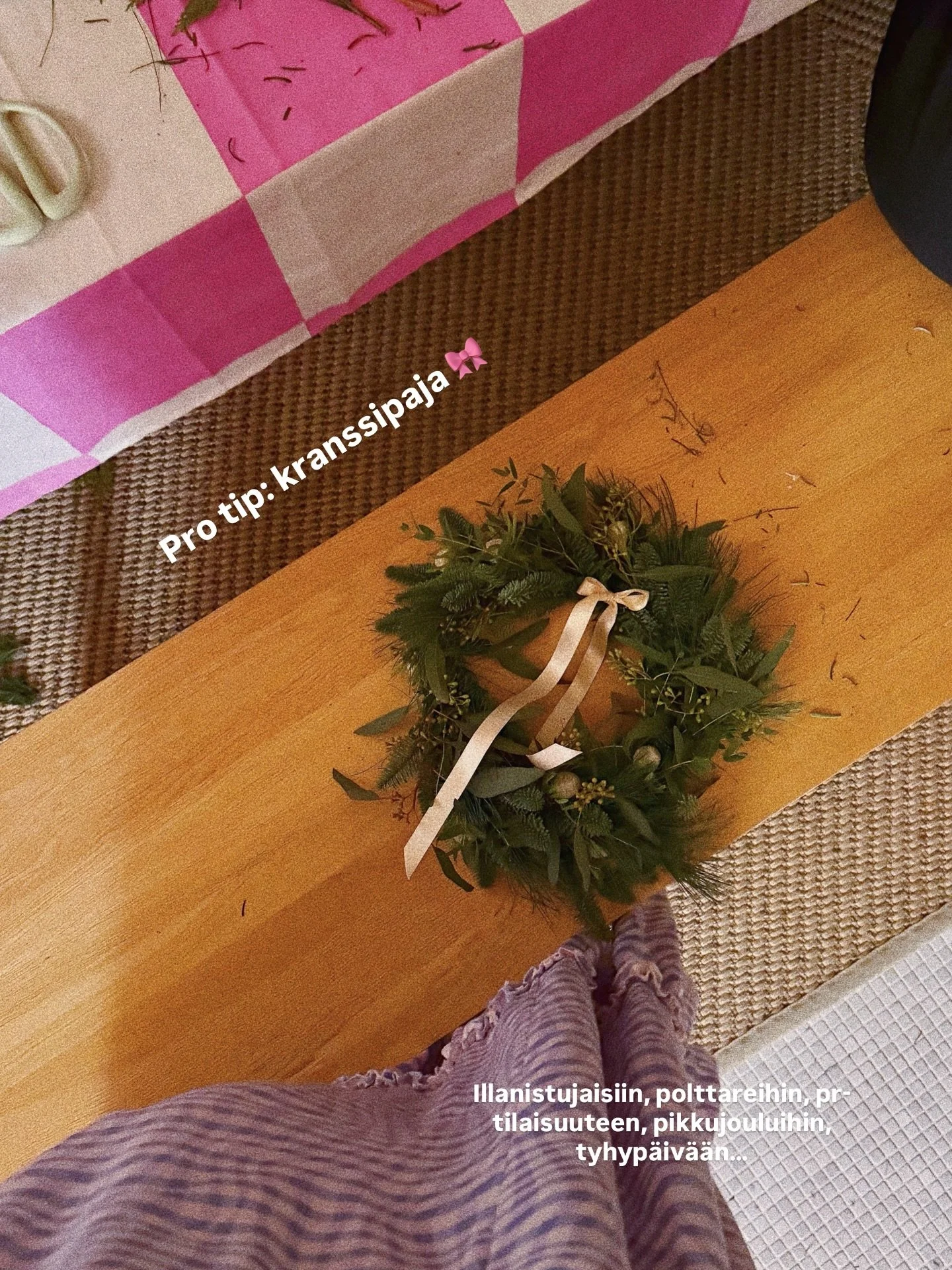 Hei jos etsit ihanaa ohjelmanumeroa tapahtumaan (polttarit, illanistujaiset, tyhyp&auml;iv&auml;t, pr-tilaisuudet..) niin nappaa nimi talteen: @studiokrans (mainos / kranssipaja saatu) 

Karla tulee pop up-henkisesti erilaisiin tiloihin ja tapahtumii