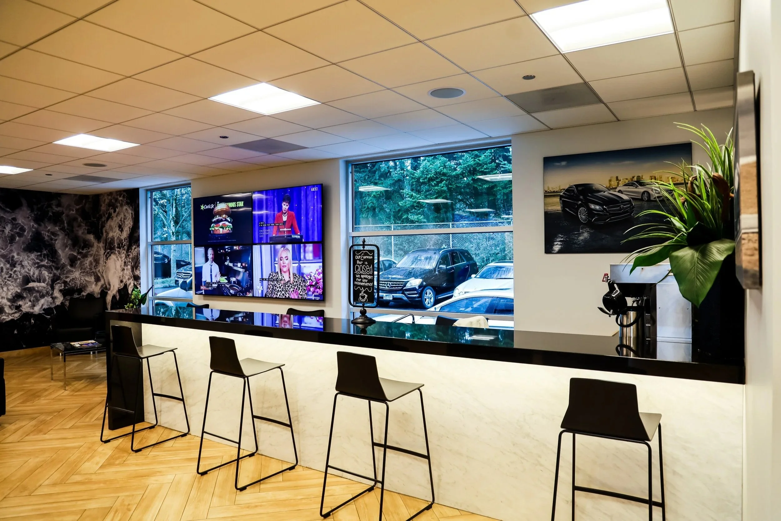     
 Mercedes Wilsonville Cafe  
 View Project 

 Automotive, Tenant Improvement  