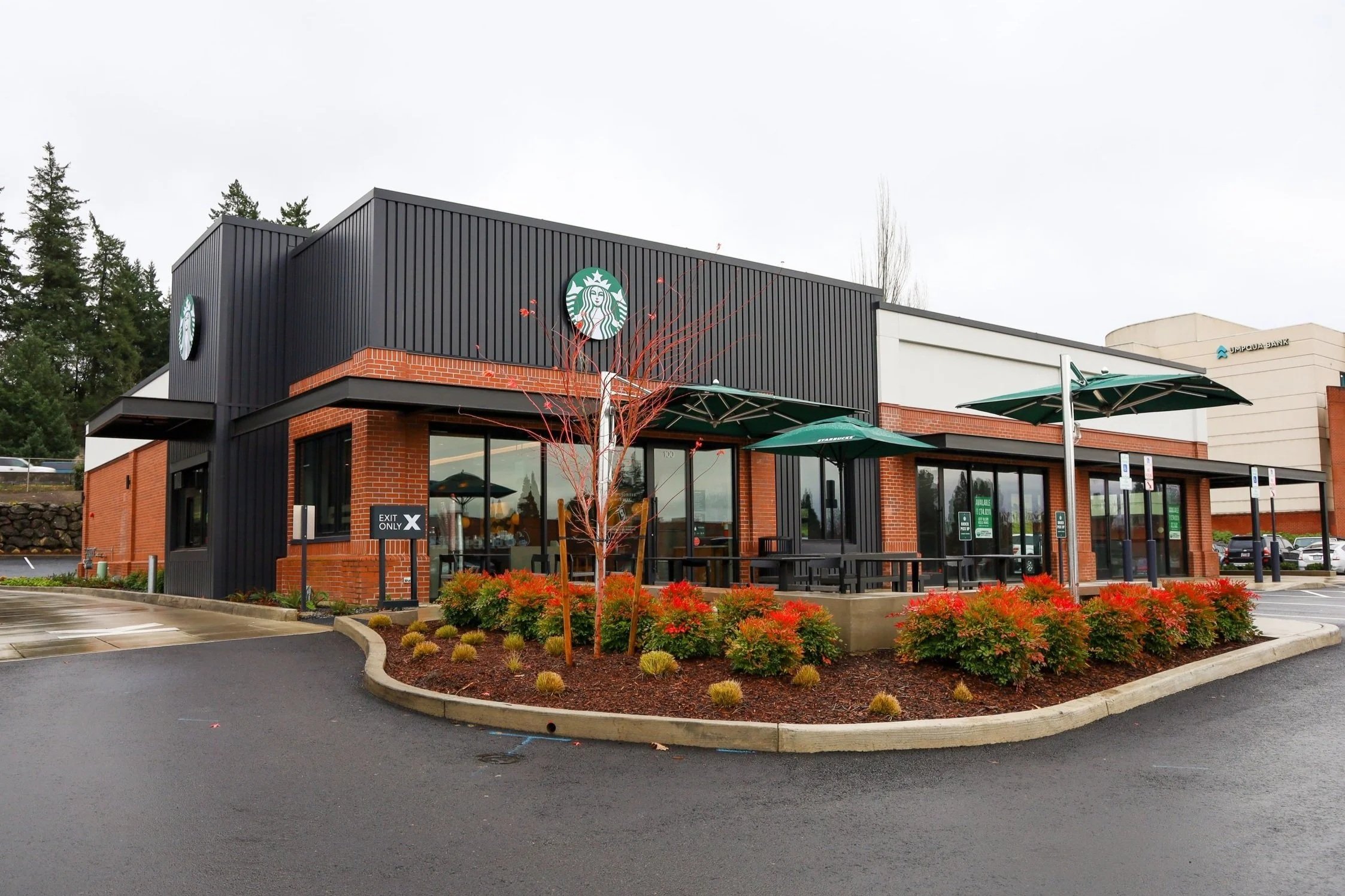     

 Starbucks  


 View Project 

 Tenant Improvement, Retail 