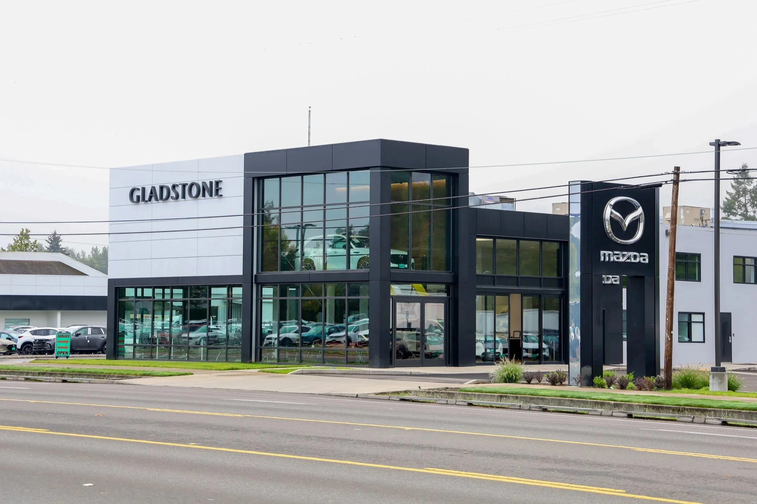     

 Gladstone Mazda  


 View Project 

 Tenant Improvement, Automotive 