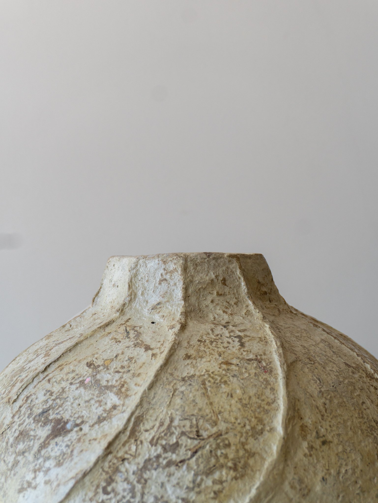 Pholio _ Paper Mache Vases-1.jpg
