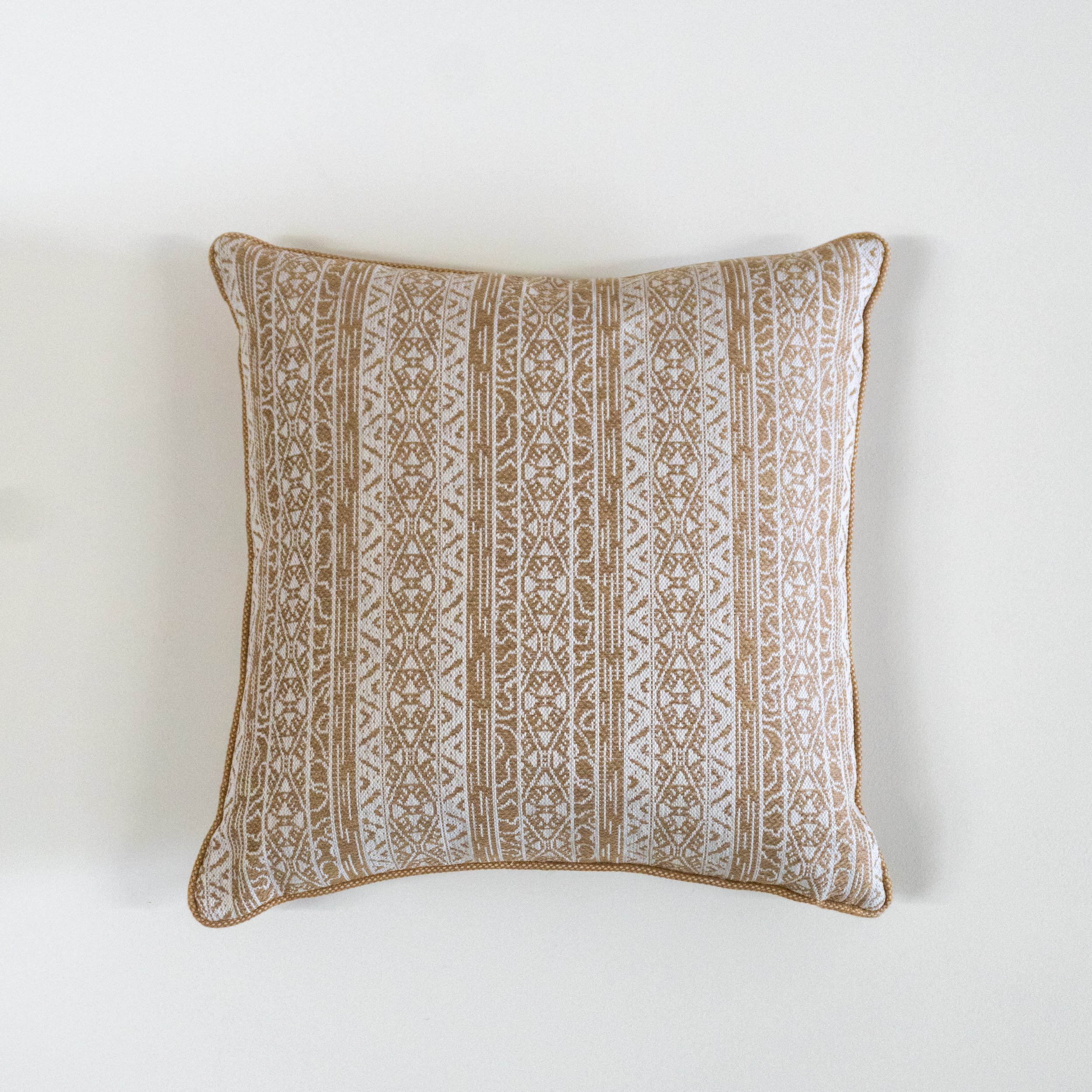 Pholio _ Pillows -12.jpg
