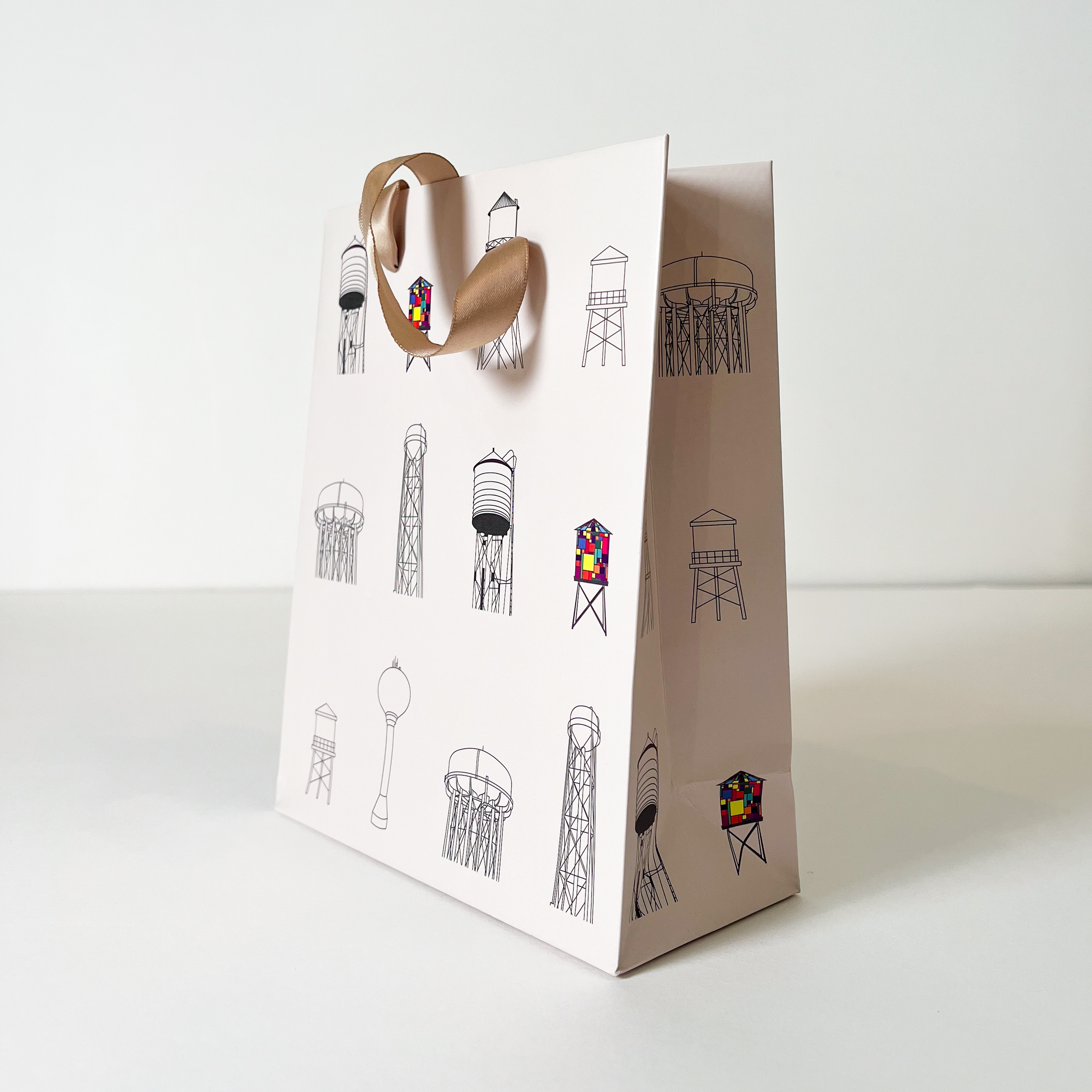 SGB002_SMWATERTOWERBAG_PIC.png