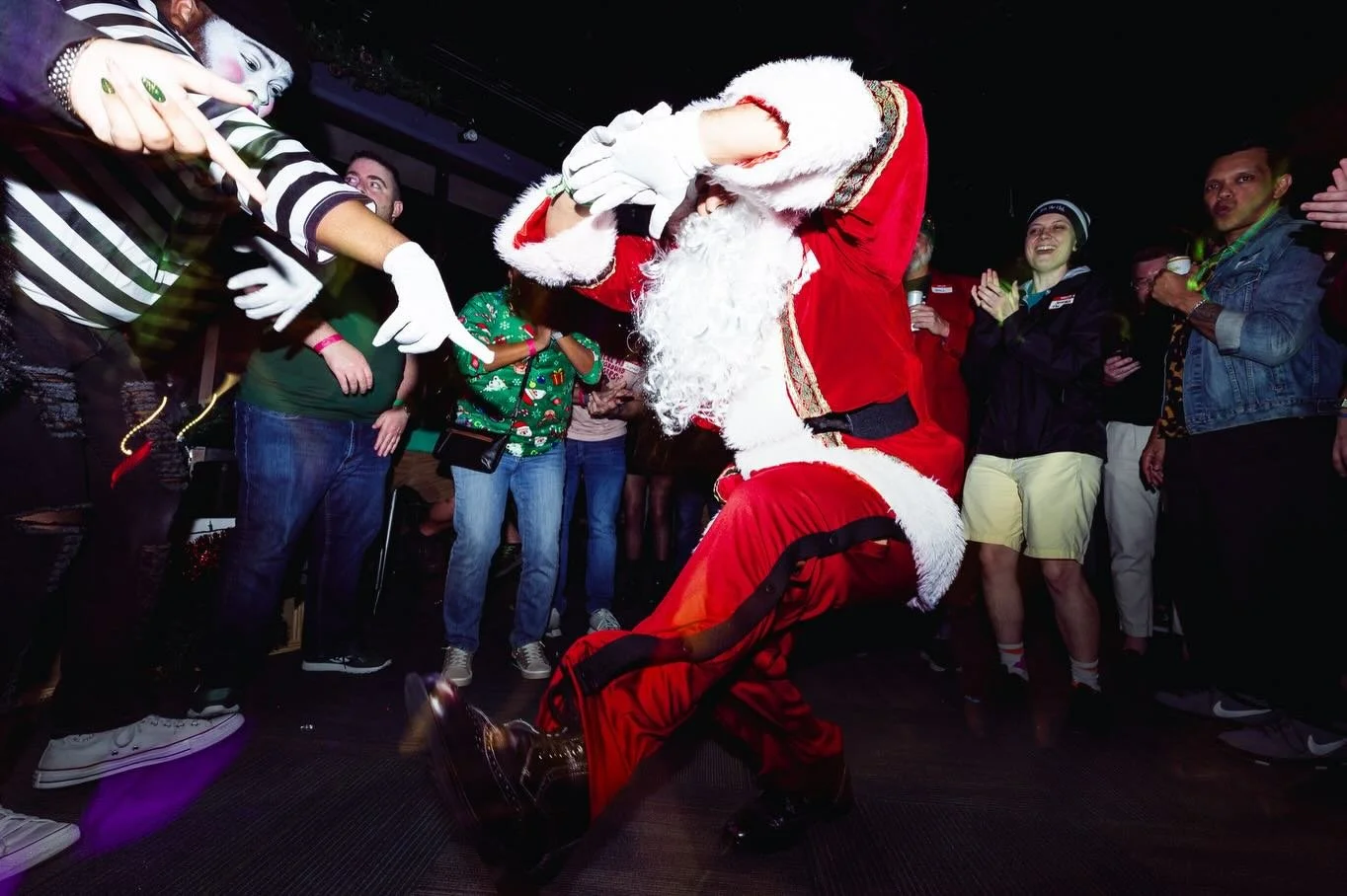 We came. We saw. We holidayed. There&rsquo;s ONE chance left to have a jingle juice with us TONIGHT @ 8 p.m. for &ldquo;The Office Holiday Party&hellip;&rdquo; and &ldquo;The Holiday Drag Extravaganza Show&rdquo; @ 10 p.m. Rentheatre.com

Photos by @