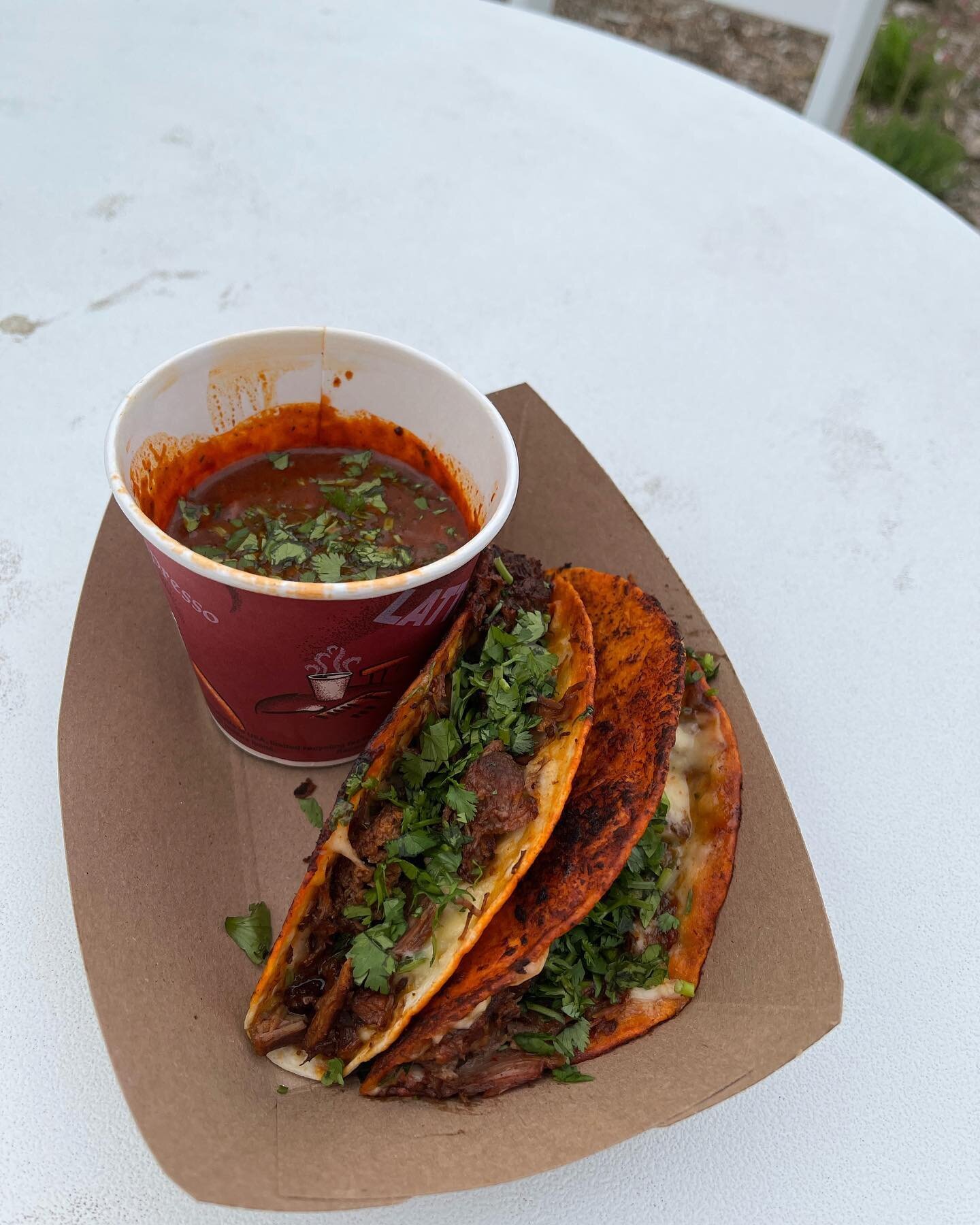 4th of July weekend info! 🎆🇺🇸🎉

Birria making a return to the menu this weekend 🔥🔥 Also veggie taco option is now available! 

We&rsquo;ll be posted up at 300 Water Street Excelsior MN 55331 Thursday-Monday!!🇺🇸🤙🏼

Check out the menus for th