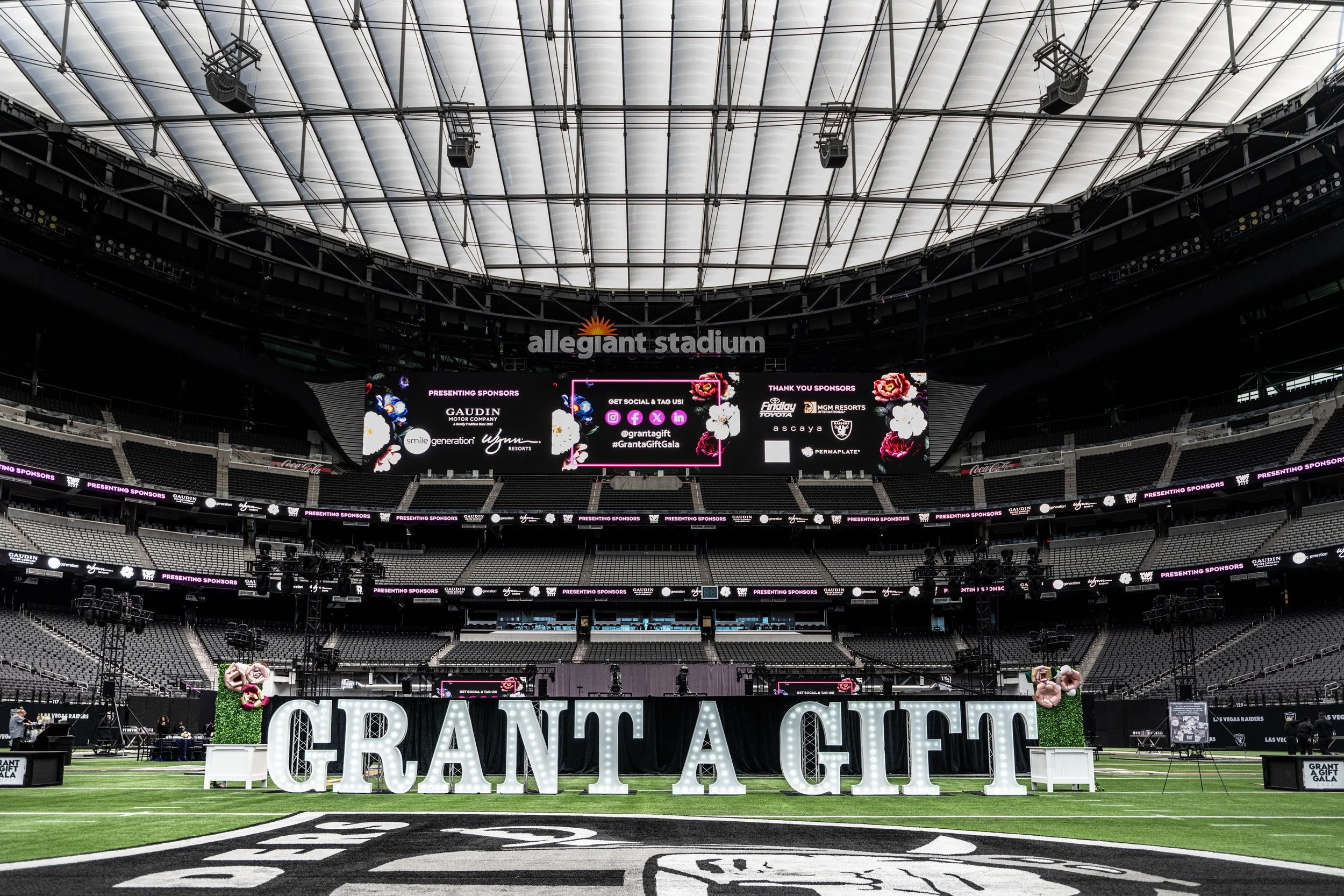 Grant A Gift Autism Foundation Honors Mark Davis, Las Vegas Raiders and Aces Owner, at Successful Fundraising Gala, Benefiting Those with Autism in Southern Nevada