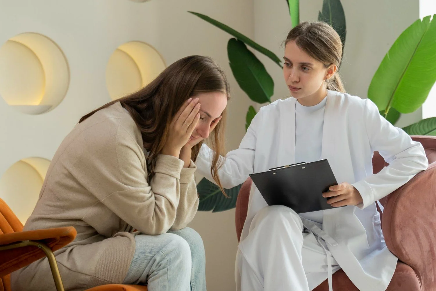 Warning Signs That Anxiety Treatment in Denver Isn’t Enough Support