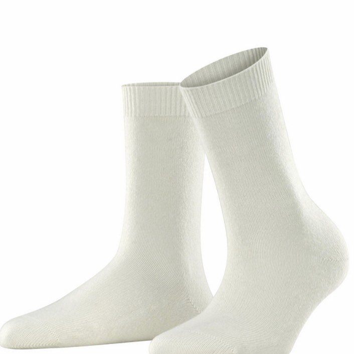 Today&rsquo;s featured sock is the Falke Cosy Wool sock. Fine wool and cashmere create comfort in this luxurious sock. September Sale ends soon.  www.luxurysocksusa.com #luxuryasareward #luxurysocksusa #september #sale #freeshipping #falke #wool #cas