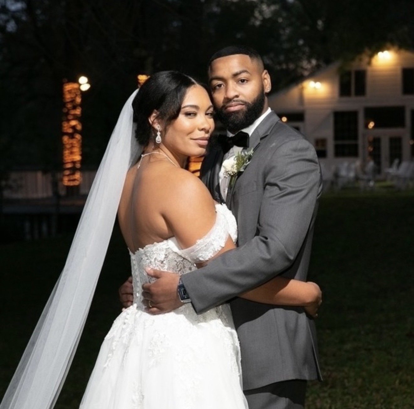 Photographer: @pearyphotography
Artist: Gabi