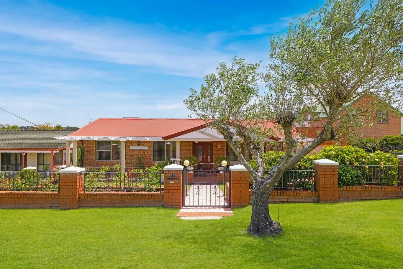 Stunning Family Home In Orient Point
