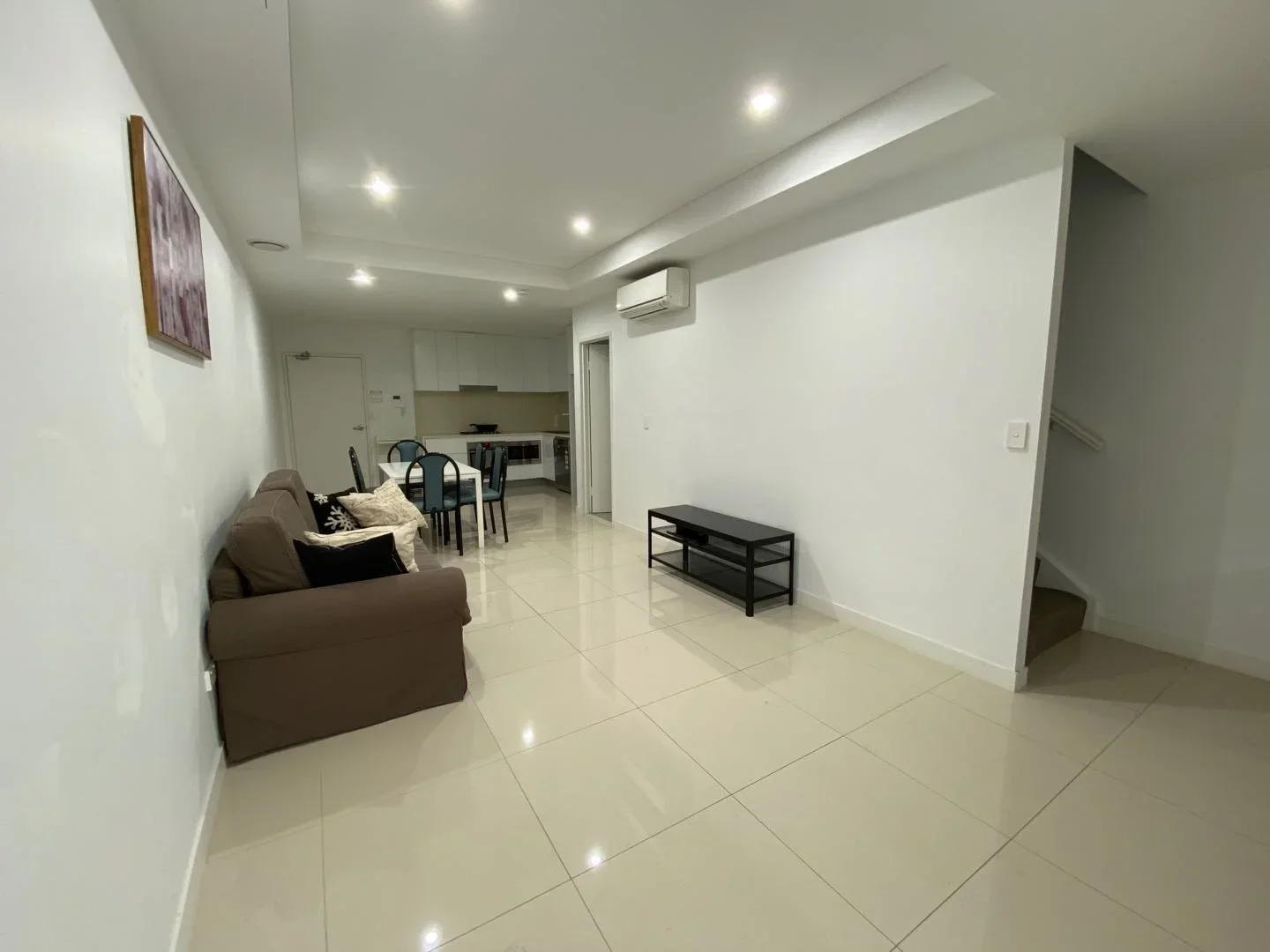 Spacious Split-Level Bedroom Apartment In Strathfield