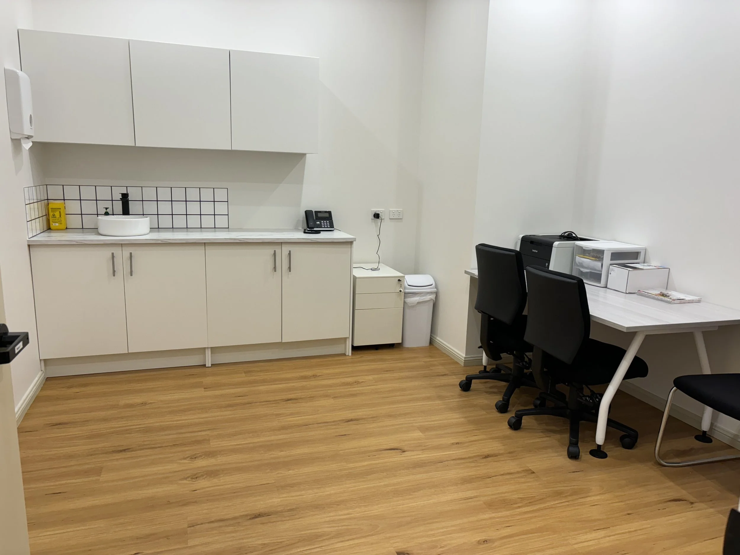 Clinic Room In Burwood