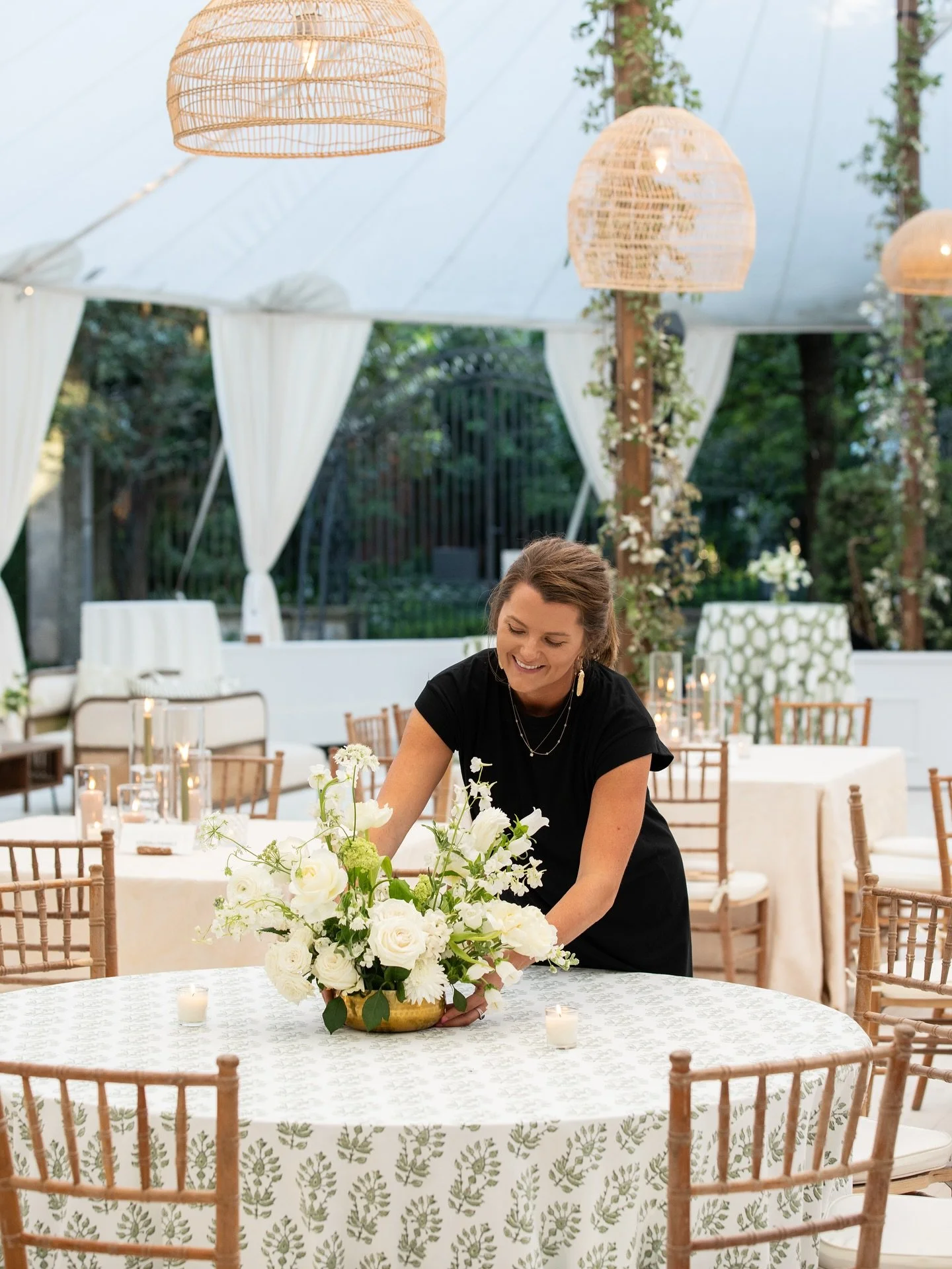 ✨ 4 years ✨ Yesterday Grove Designs turned four! What started as a dream has grown into a business I truly love. I can’t thank my clients enough for trusting me with such meaningful moments—and for letting me be a small part of their stor