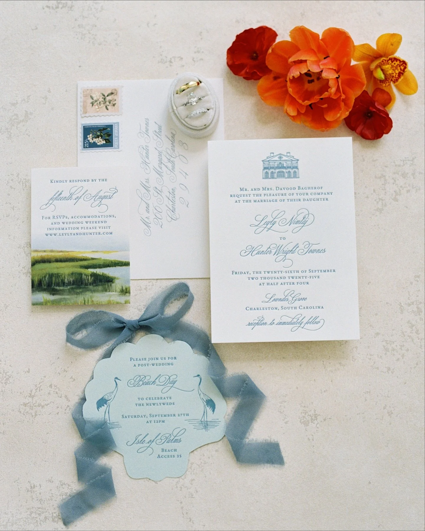 The fall-coastal invitation suite of our dreams 🍂🤍
.
.
.
Design and Coordination: @grove.designs.co 
Photographer: @samanthajeanbecker 
Paper: @indigocreativepaperie 
Content Creator: @dreamy_content 
Venue: Lowndes Grove @pphgevents 
Floral: @fres