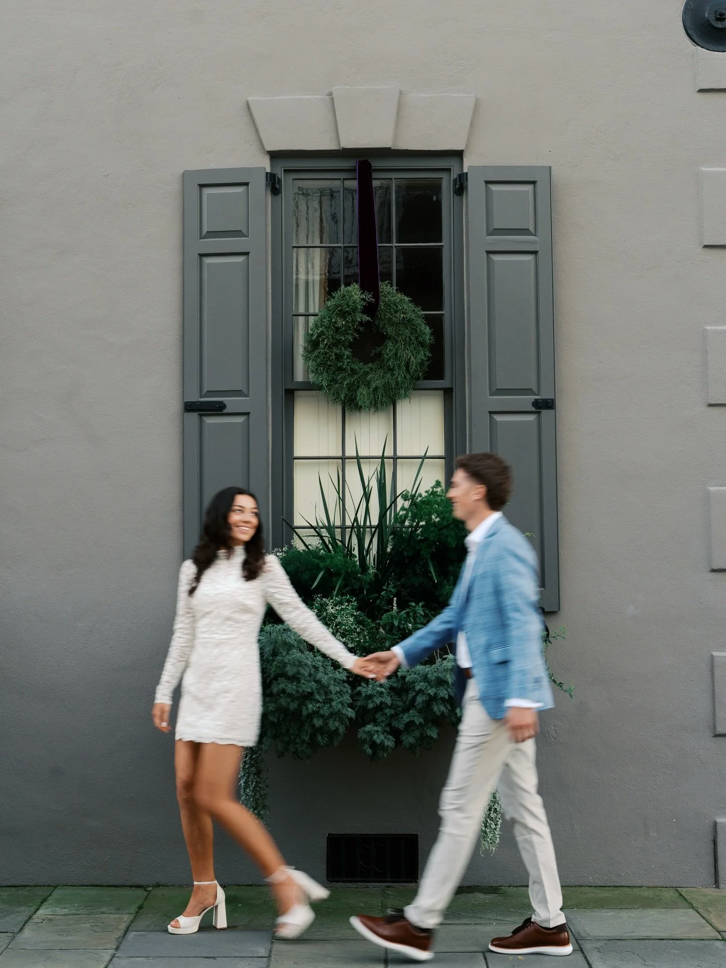 We could leave our Christmas lights up &lsquo;til January✨🤍