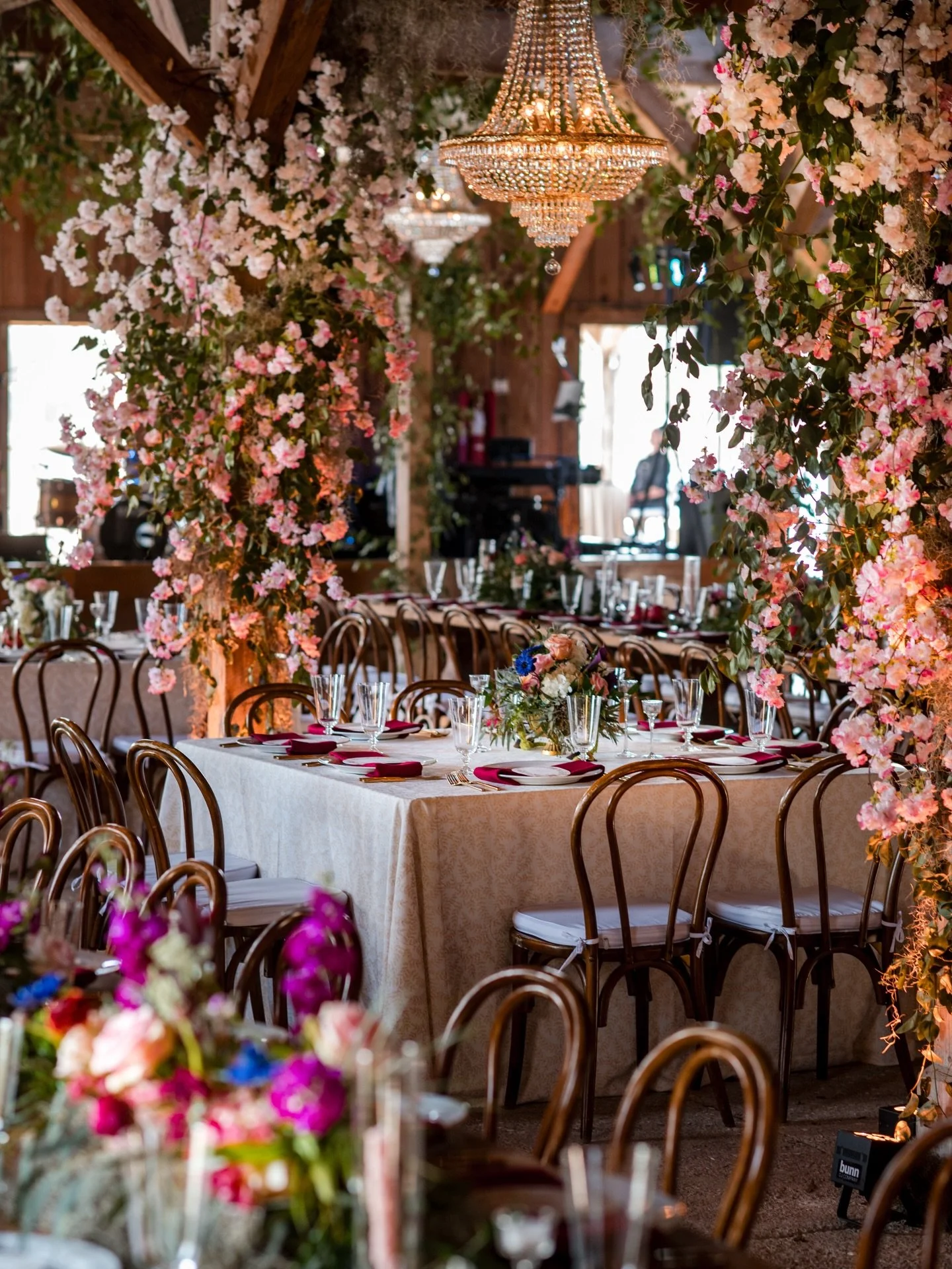 We have a feeling we won&rsquo;t be over this day anytime soon😍
.
.
.
Design and Coordination: @grove.designs.co
Photography: @timwilloughby 
Videography: @h2hmedia 
Venue: @boonehallweddings 
Floral: @the_atrium_florist 
Linens: @stradleydavidson @