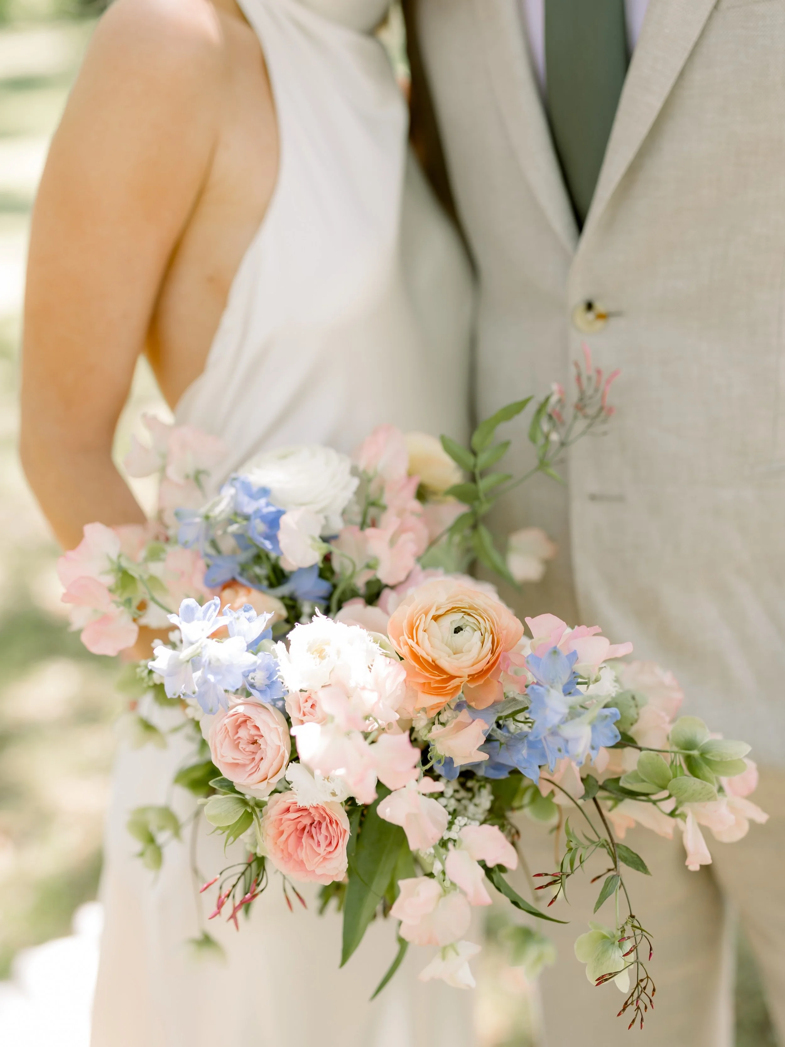 Delicate details in the dreamiest pastel palette 🌸
.
.
.
Design and Coordination: @grove.designs.co 
Photographer: @shannonoleksak 
Venue: Private Residence
Floral: @festooncharleston