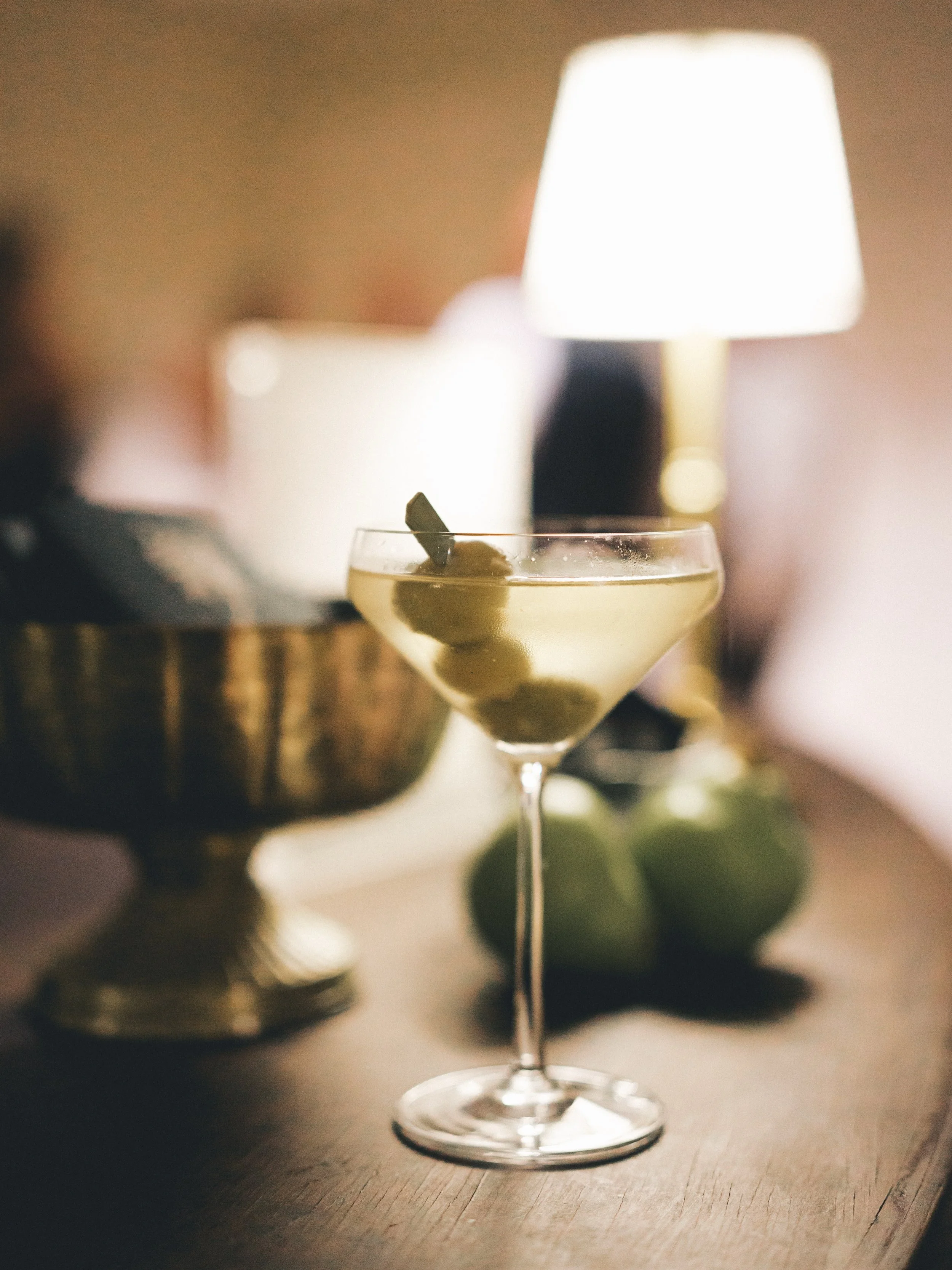 Cheers to October. May your glasses be full and your martinis dirty. 🍸
.
.
.
Planning &amp; Design: @grove.designs.co 
Photographer: @thesmithbrian 
Venue: @gibbesmuseumevents 
Catering &amp; Bar: @crucatering @crubarchs