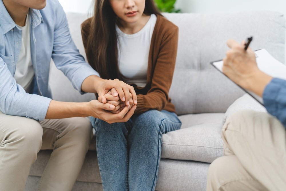 Couples Therapy vs. Individual Therapy: Which Do You Need?