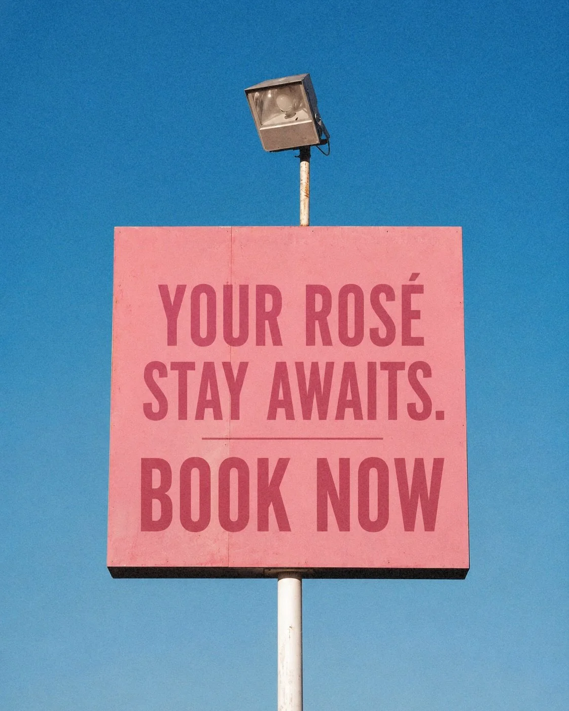 This is your sign to book the beach trip ☝🏼☀️

New Ros&eacute; suites are now available and summer dates have your name all over them. 

#theros&eacute;beachouse #summer26 #winnipegbeach