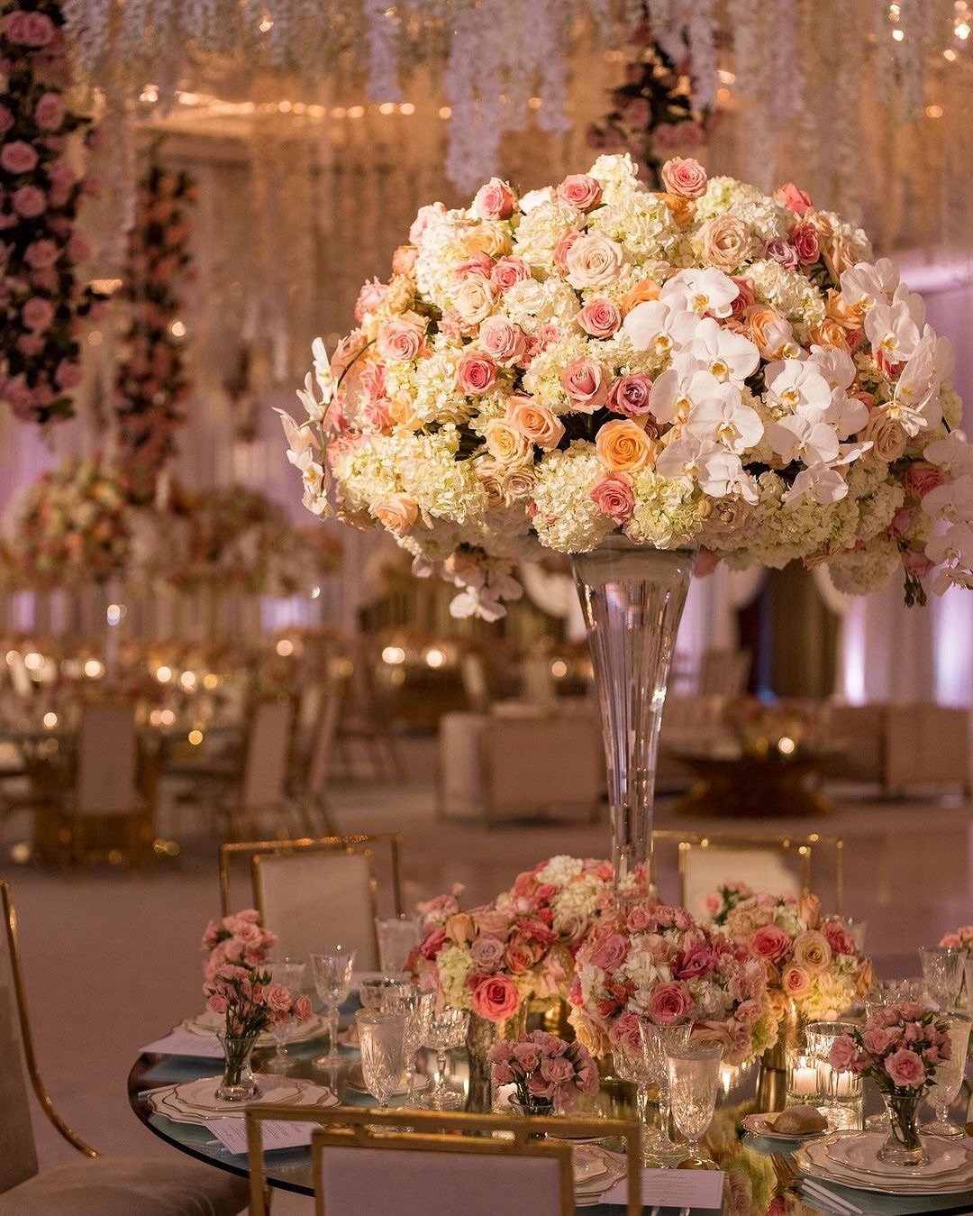 Beautiful people should be surrounded by beautiful things. Gorgeous flowers. Gilded tables. Hand painted dance floors and people they love.

It&rsquo;s often the little things that make a big impact on your wedding. Scroll through these images, and t