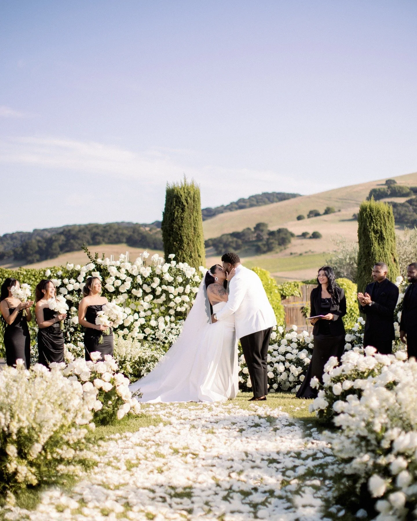 Happy Birthday to this gentle giant and all around gentleman, @bigtimehank95

Every couple I work with stays with me forever, and I always carry their love story and wedding in my heart. Some couples become friends, and I have the pleasure of keeping