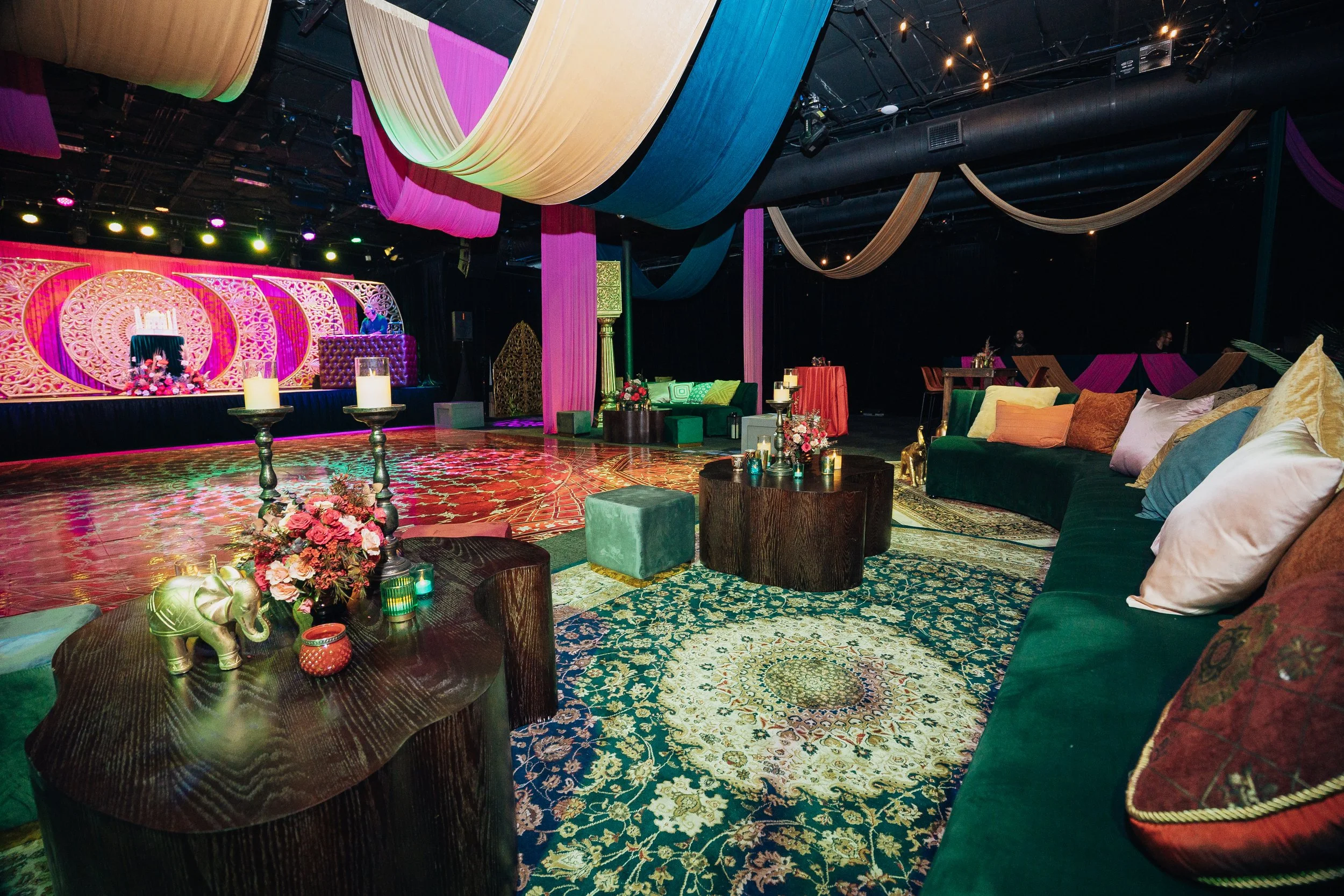 Luxe Arabian Night's Birthday Party in Las Vegas.  Luxury Event Planner Andrea Eppolito.  Images be MESUS Studio.